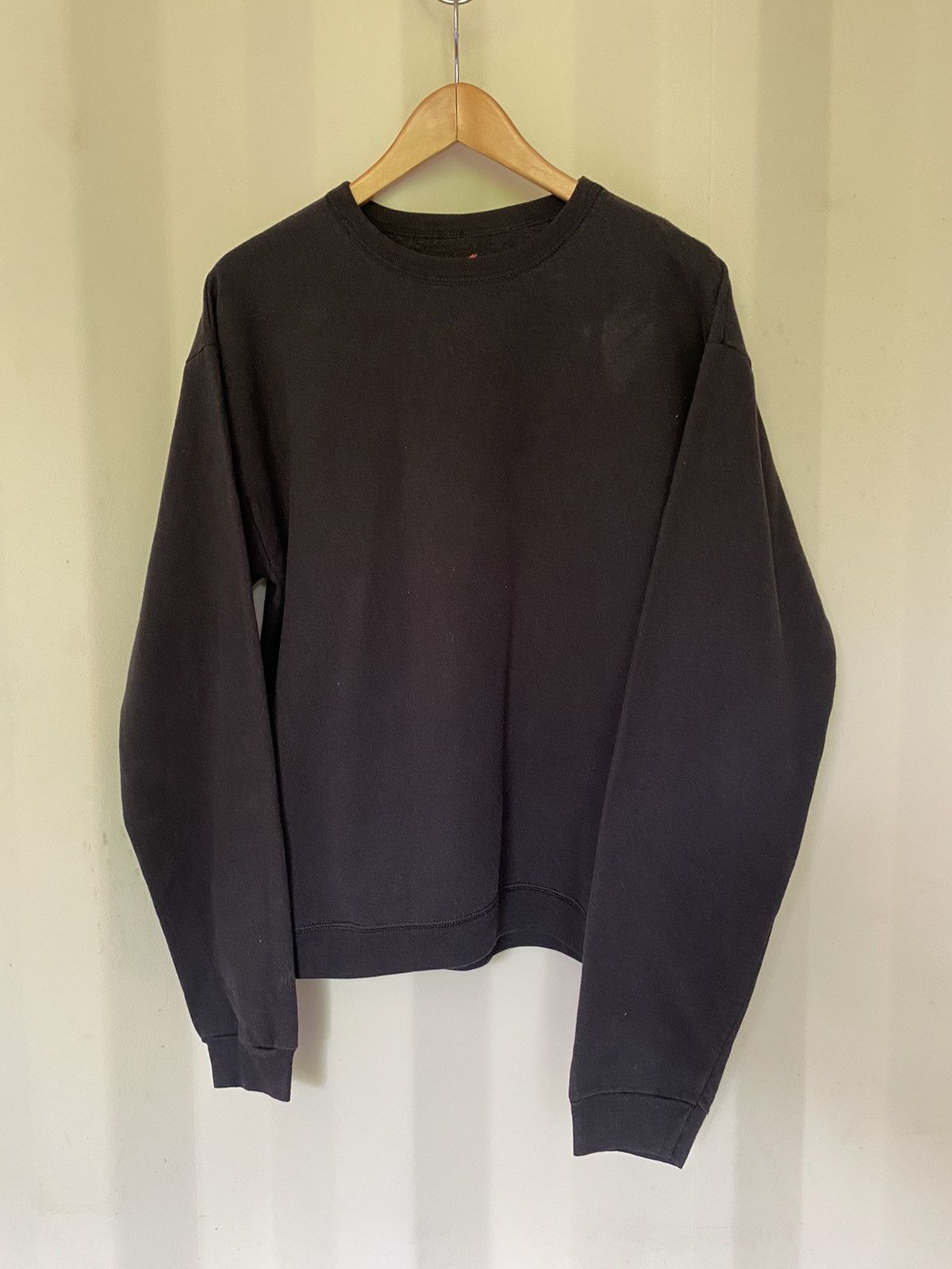Hanes Hanes vintage black sweater Size US M / EU 48-50 / 2 - 1 Thumbnail