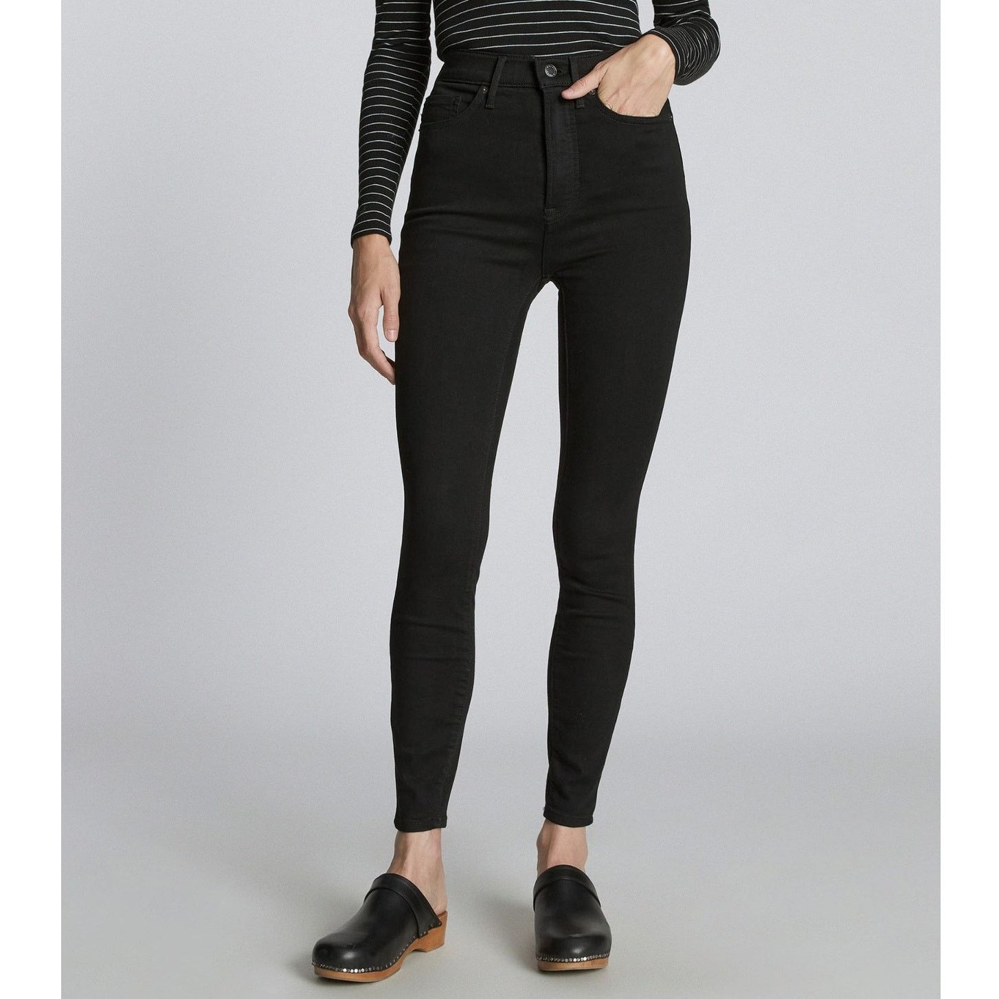 Everlane NWT Everlane Way-High Crop Skinny Jeans Sz. 27x26.50 Black Size 27" / US 4 / IT 40 - 4 Thumbnail