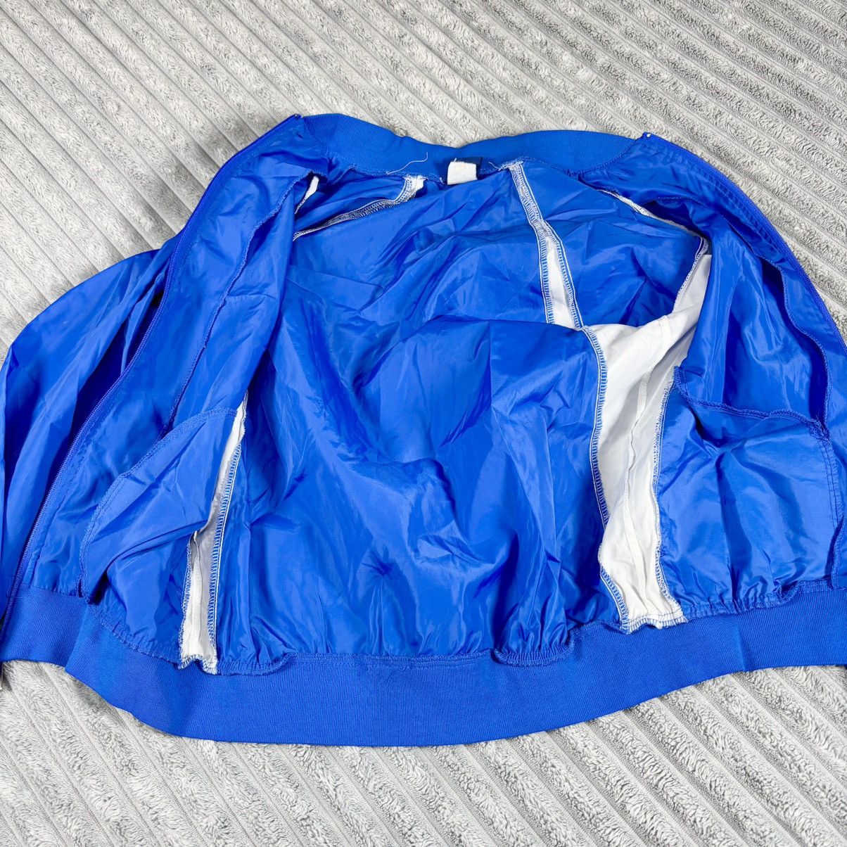 Nike Nike Blue Tag Youth size XL full zip 80s Vintage Jacket Size US XL / EU 56 / 4 - 2 Thumbnail