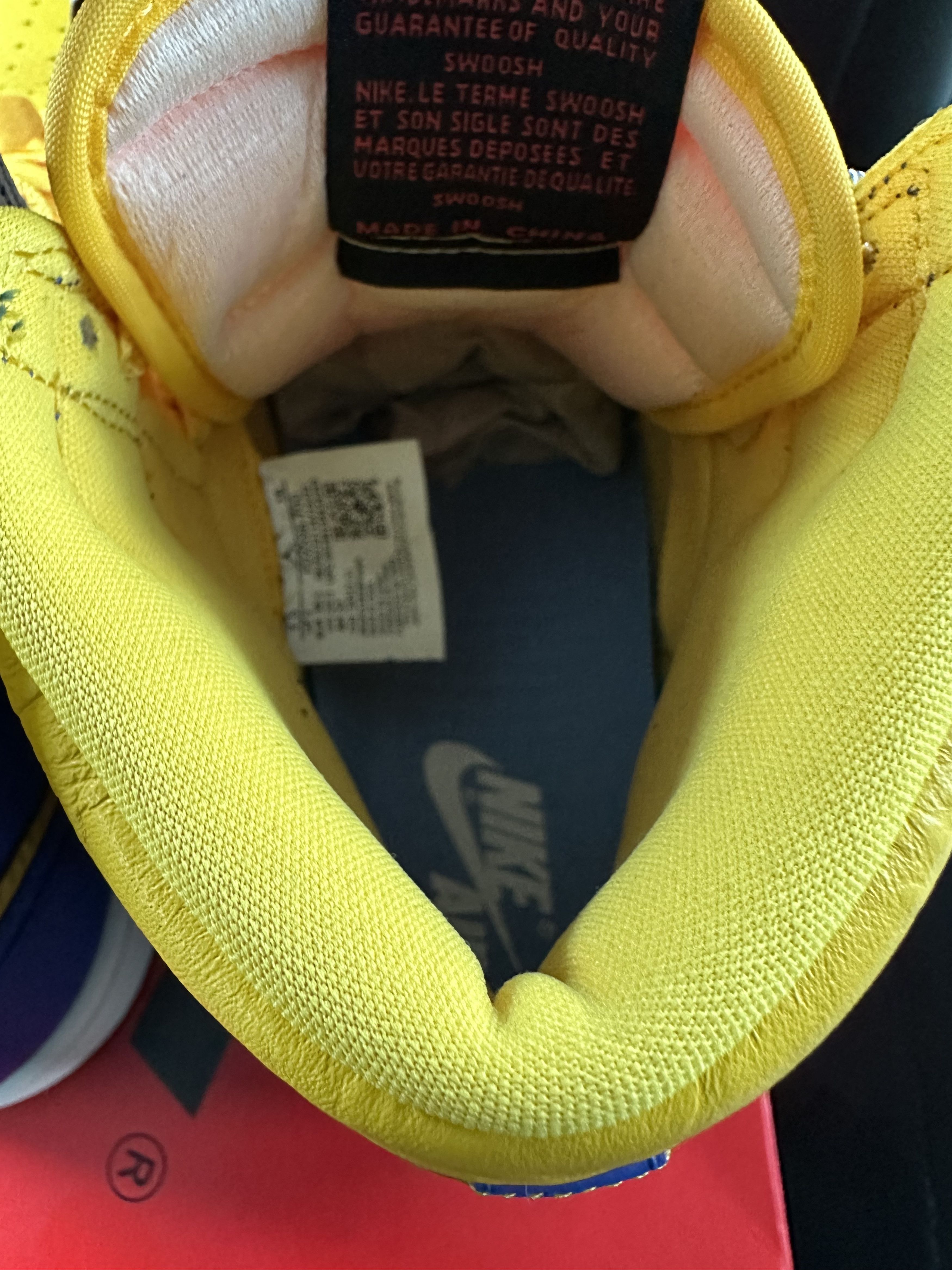 Jordan Brand × Nike PREOWNED WMNS JORDAN 1 RETRO HIGH OG "REVERSE LANEY" Size US 7.5 / IT 37.5 - 12 Thumbnail