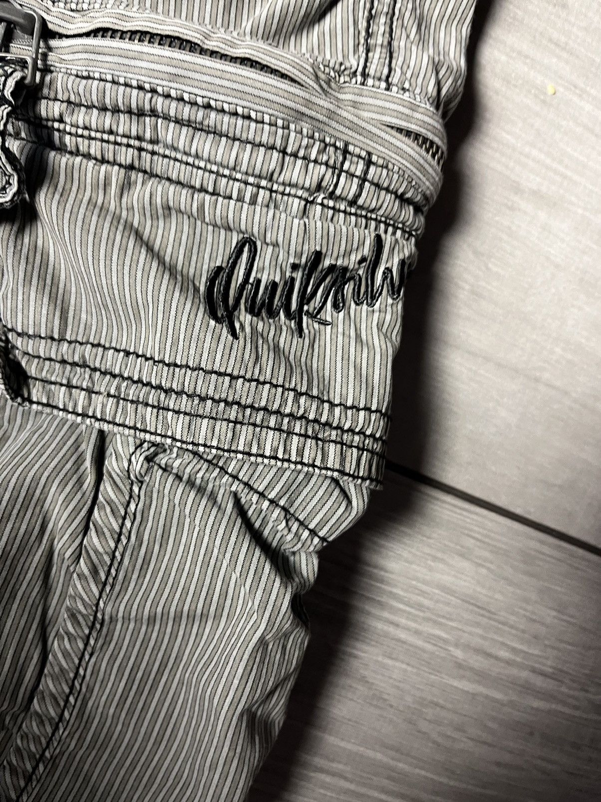Quiksilver Quiksilver cargo pants vintage size 34 multi pocket Size US 34 / EU 50 - 5 Thumbnail