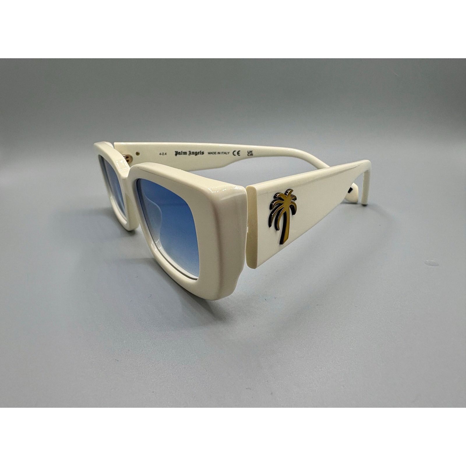 Palm Angels NIB Palm Angels Sunglasses - White Frame, Gradient Blue Lens Size ONE SIZE - 5 Thumbnail