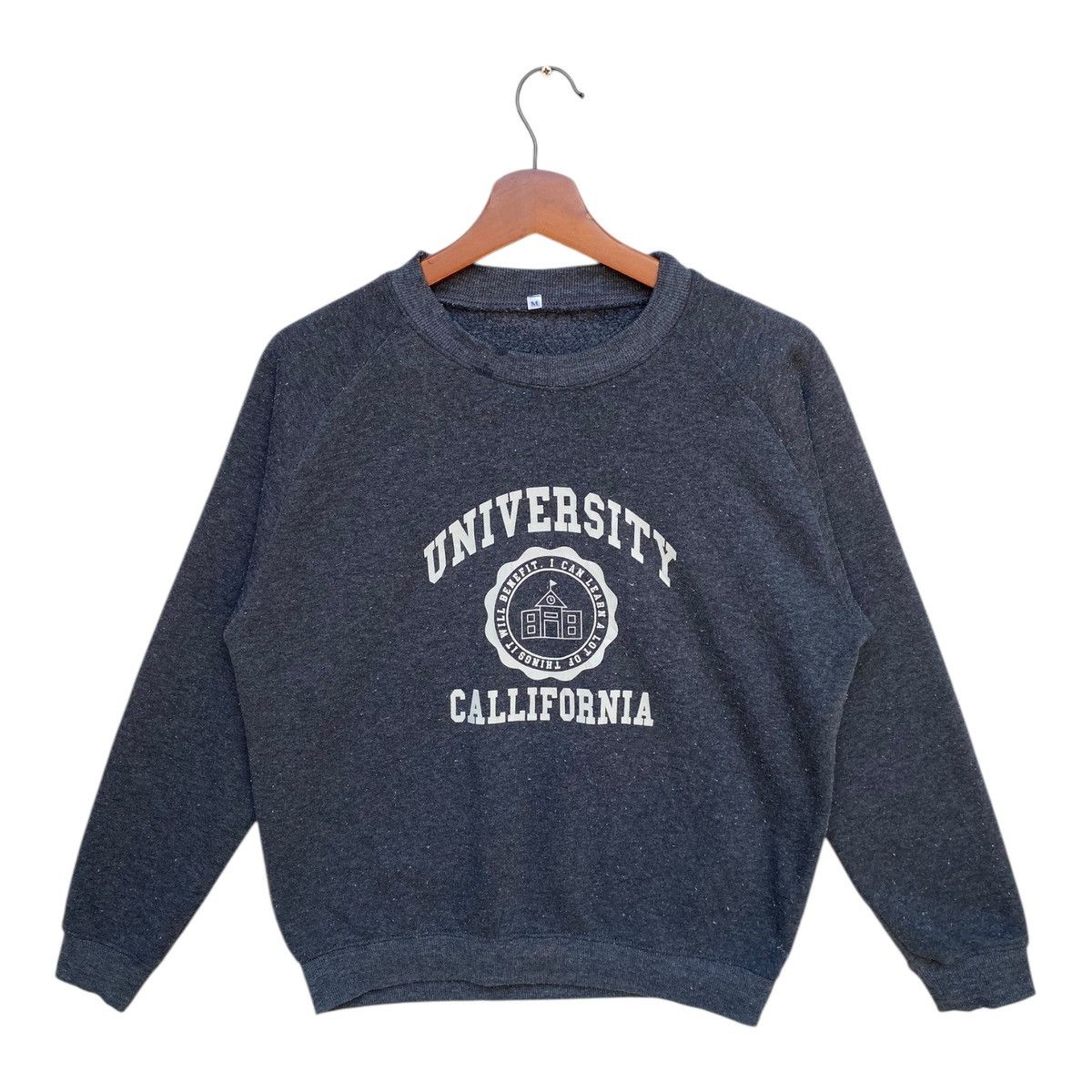 University California Sweashirt Spellout Crewneck Size M