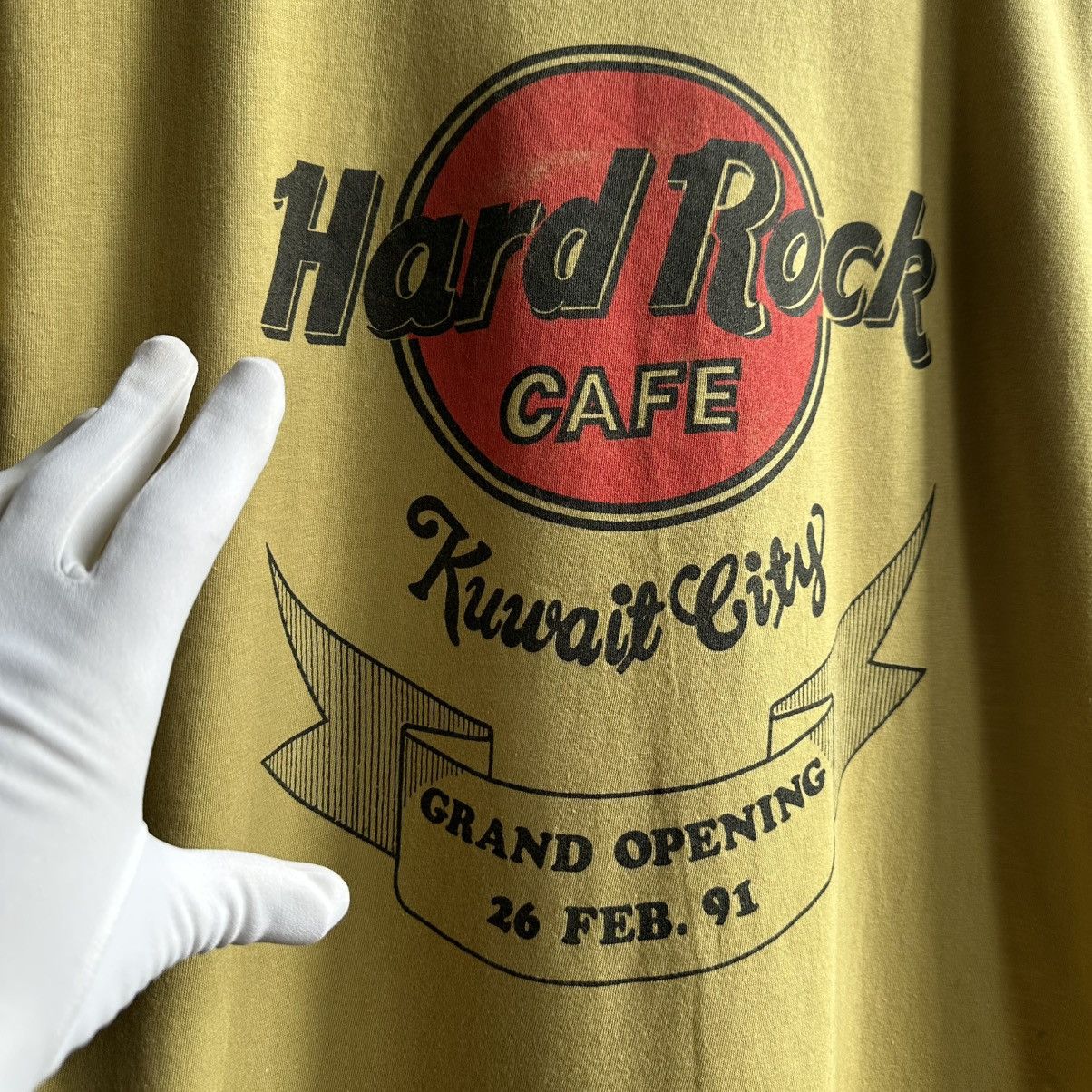 Hard Rock Cafe × Vintage Vintage 90s Hard Rock Cafe Kuwait City Tee Size US L / EU 52-54 / 3 - 3 Thumbnail