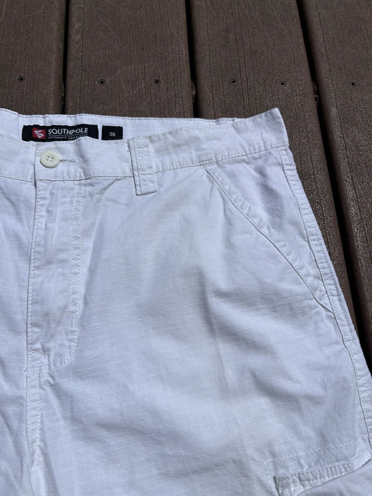 Southpole Southpole White Painters Cargo Shorts Size US 36 / EU 52 - 2 Thumbnail