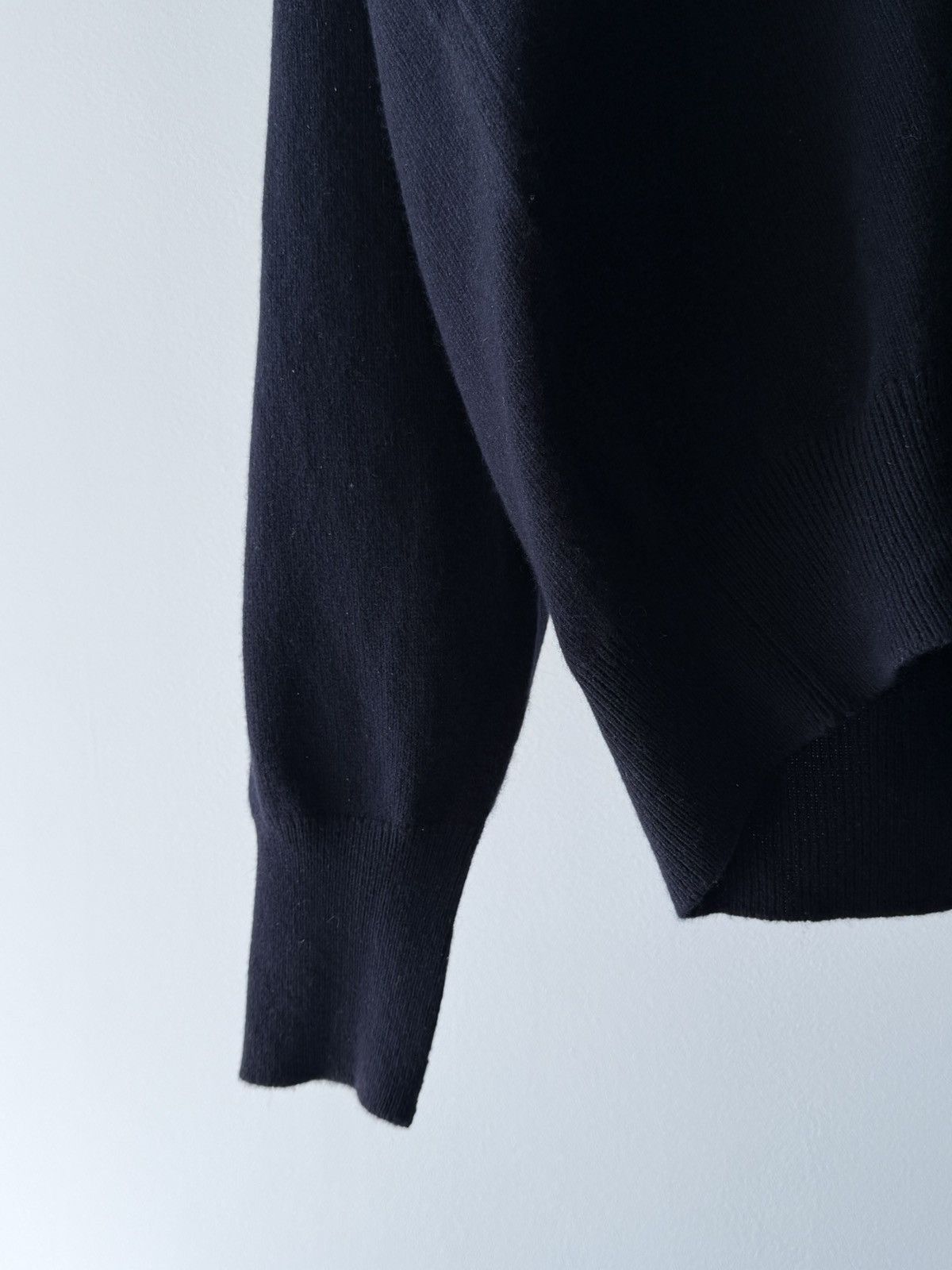 Ballantyne NWT Ballantyne Navy Blue Cashmere Sweater Size US L / EU 52-54 / 3 - 5 Thumbnail