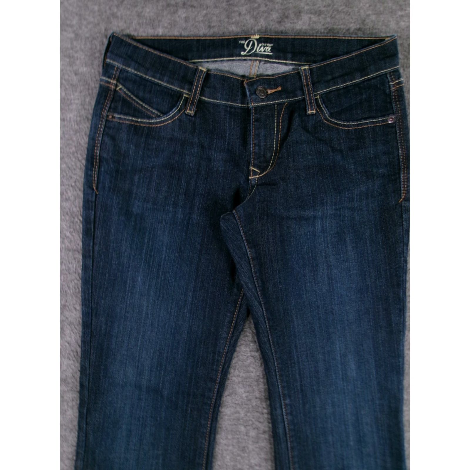 Old Navy Old Navy Jeans Women 4 Blue Diva Bootcut Dark Wash Causal Everyday Capsule Size 27" / US 4 / IT 40 - 2 Thumbnail