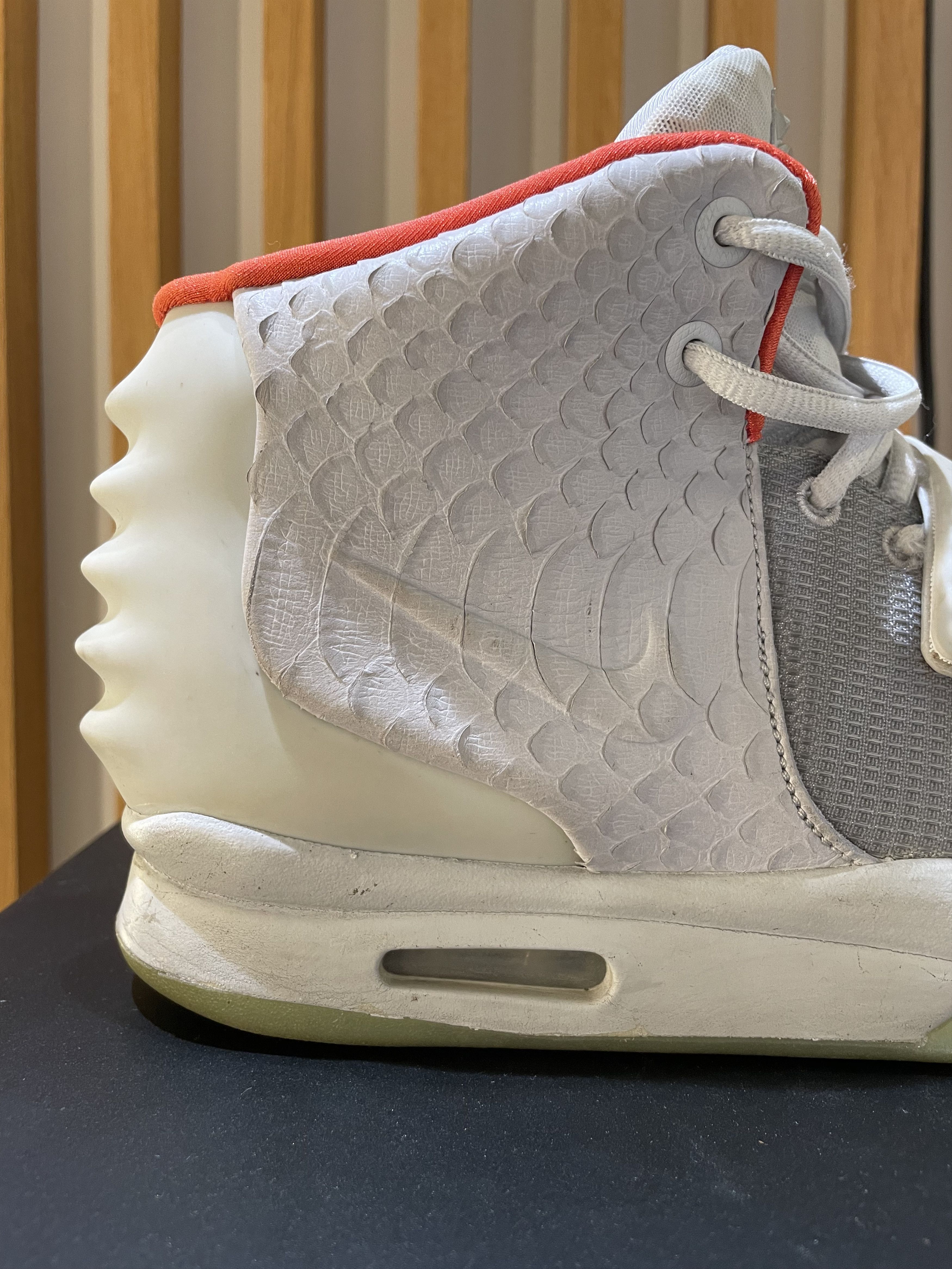 Kanye West × Nike × Yeezy Nike Air Yeezy 2 Pure Platinum NRG Size US 11 / EU 44 - 6 Thumbnail