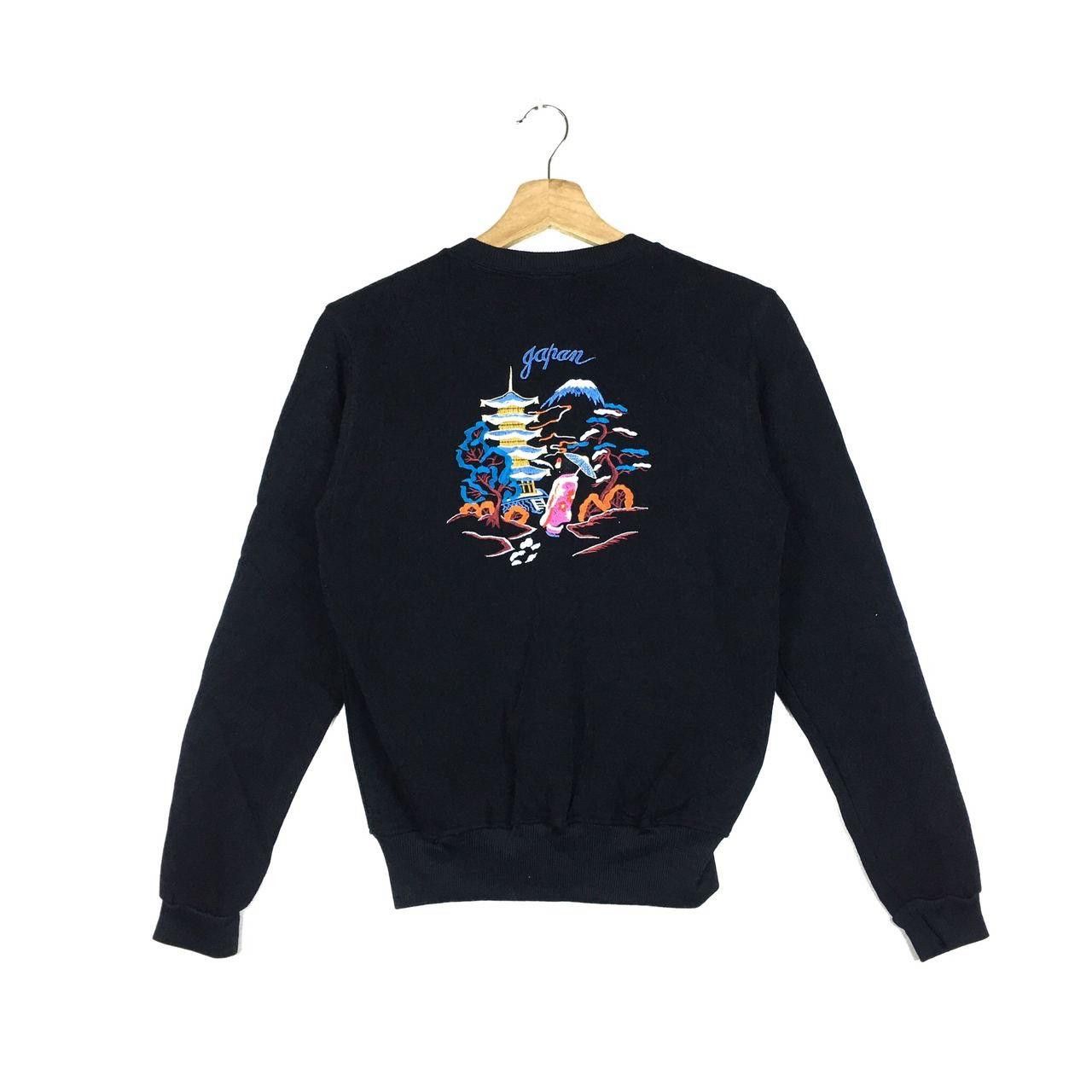 Vintage Vtg Sukajan Geisha Pagoda Embroidery Crewneck Size S / US 4 / IT 40 - 1 Thumbnail