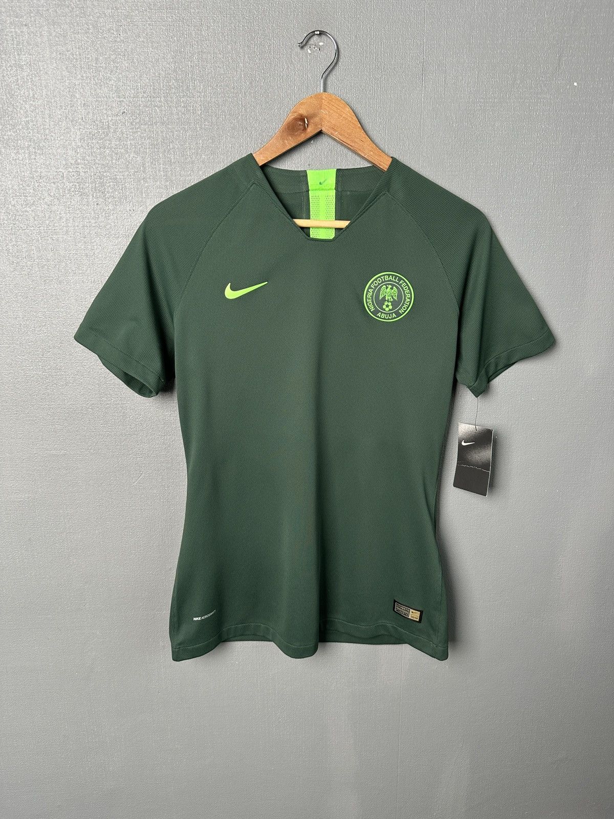 Nike NIKE Nigeria 2018 World Cup Women’s Away Soccer Jersey Shirt Size M / US 6-8 / IT 42-44 - 1 Thumbnail