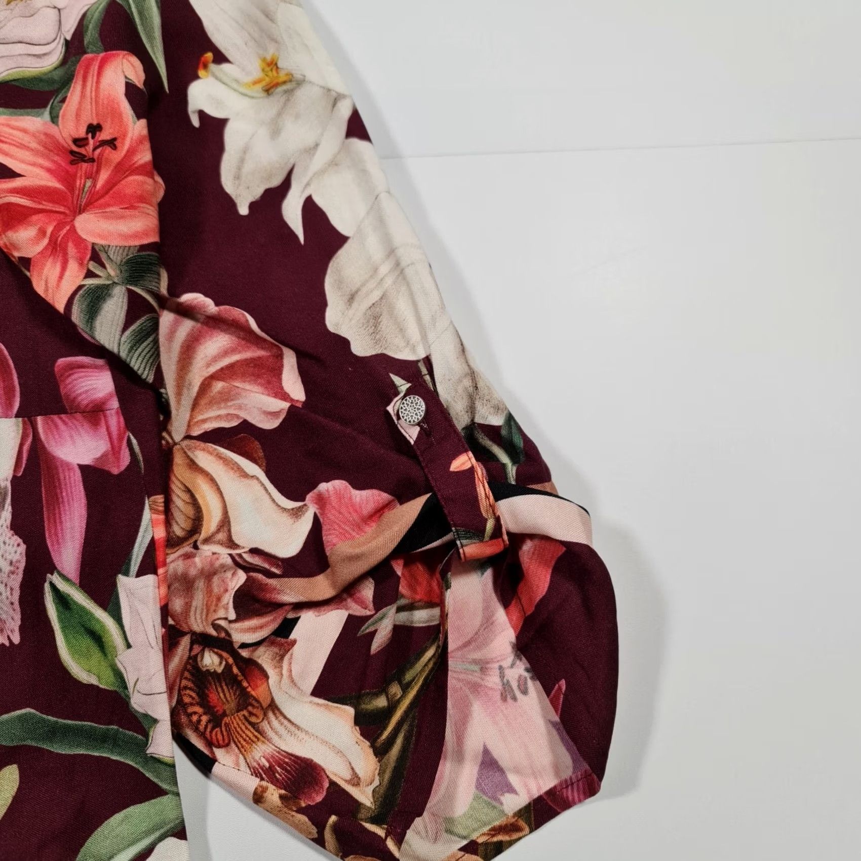 CO Betty & Co Blouse Burgundy Red 16 UK Floral 3/4 Sleeves V-Neck Logo Jersey Viscose Womens Blouse Size XXL / US 16-18 / IT 52-54 - 4 Thumbnail