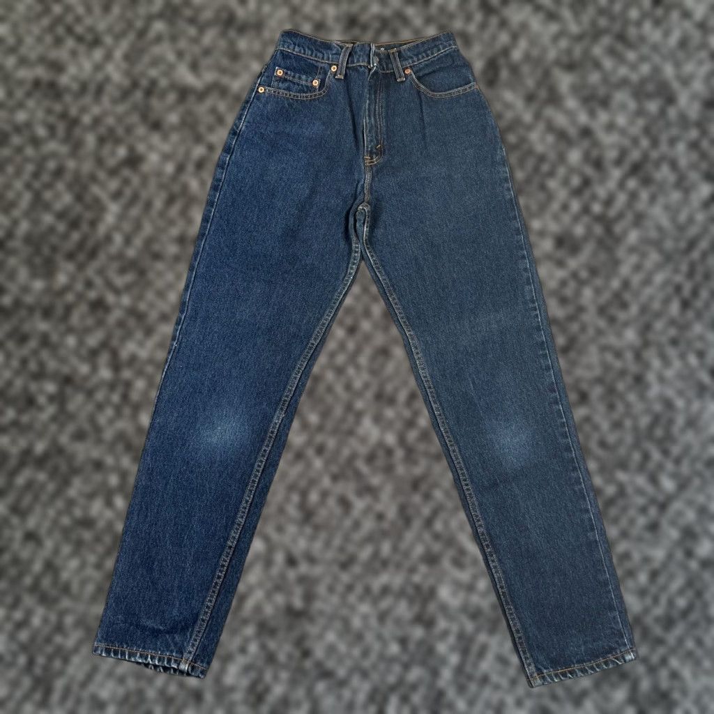Levi's VINTAGE Levi's Women's 551 Mom Jeans Relaxed Fit Tapered Leg 1990s Blue Denim Size 6 Size 28" / US 6 / IT 42 - 1 Thumbnail