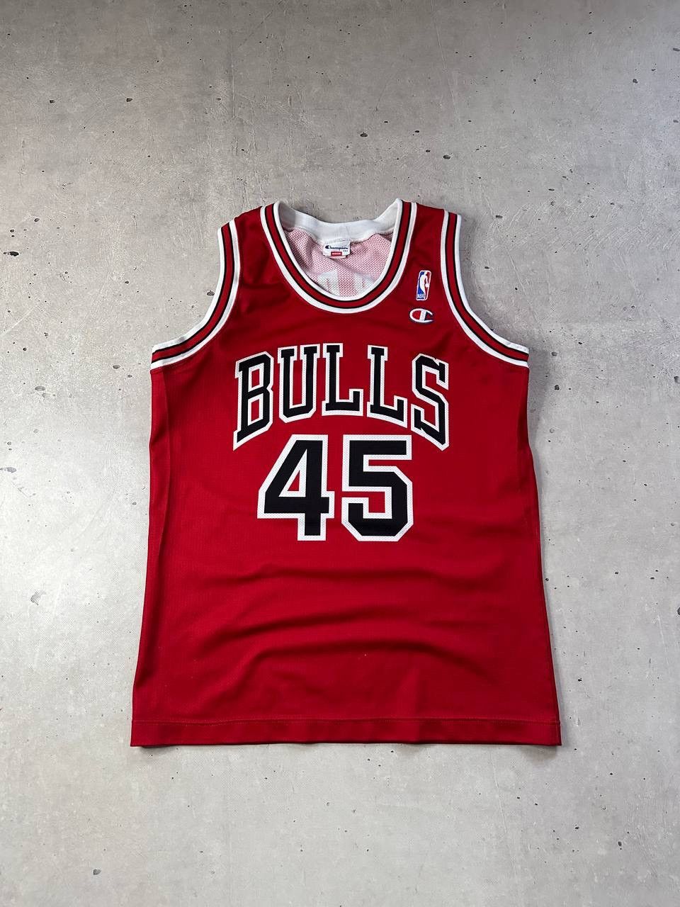 Champion Champion Chicago Bulls Michael Jordan #45 Red Jersey Vintage Size US M / EU 48-50 / 2 - 1 Thumbnail