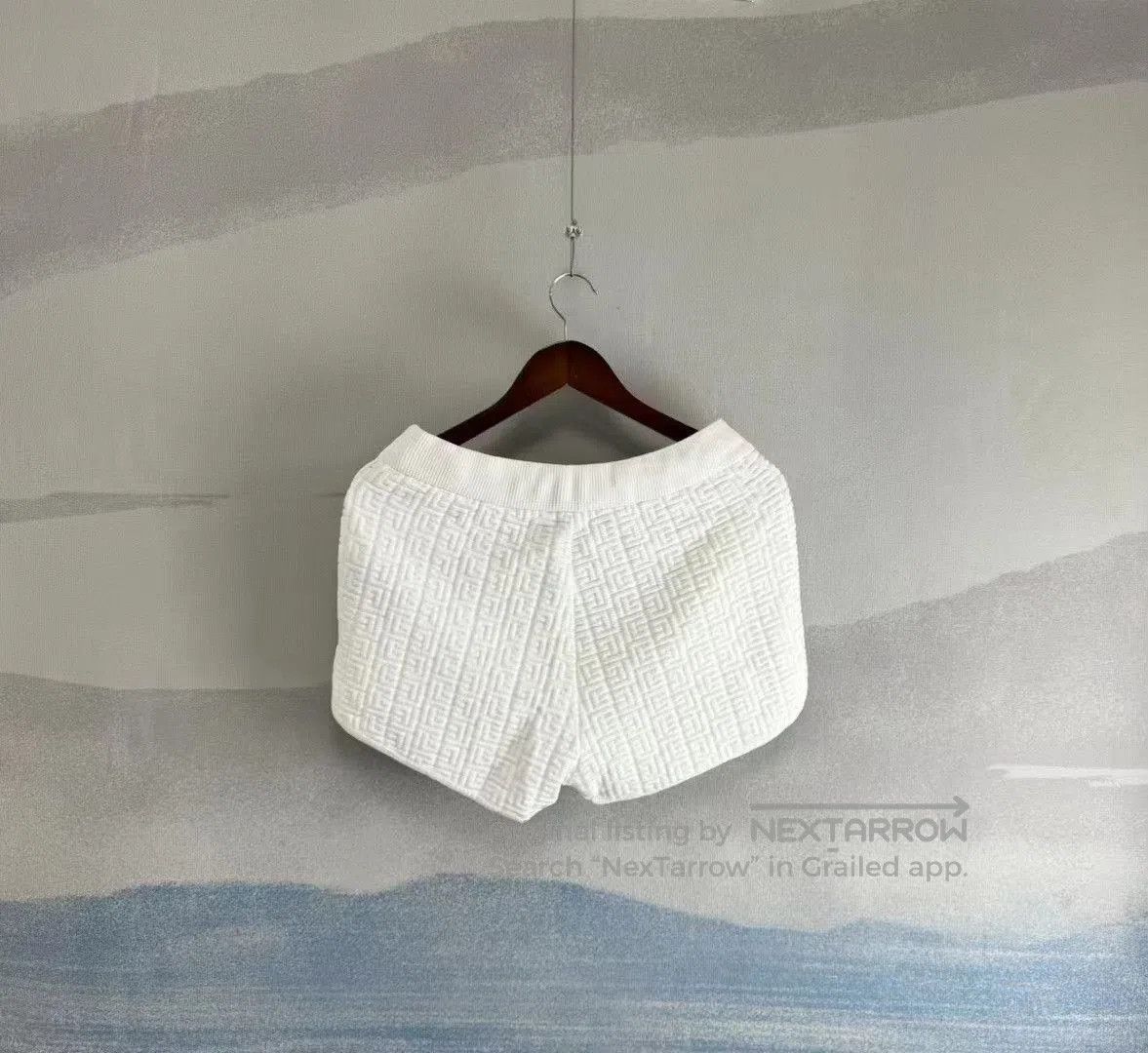 Balmain Balmain White Towel Texture Shorts. Size 28" / US 6 / IT 42 - 3 Thumbnail