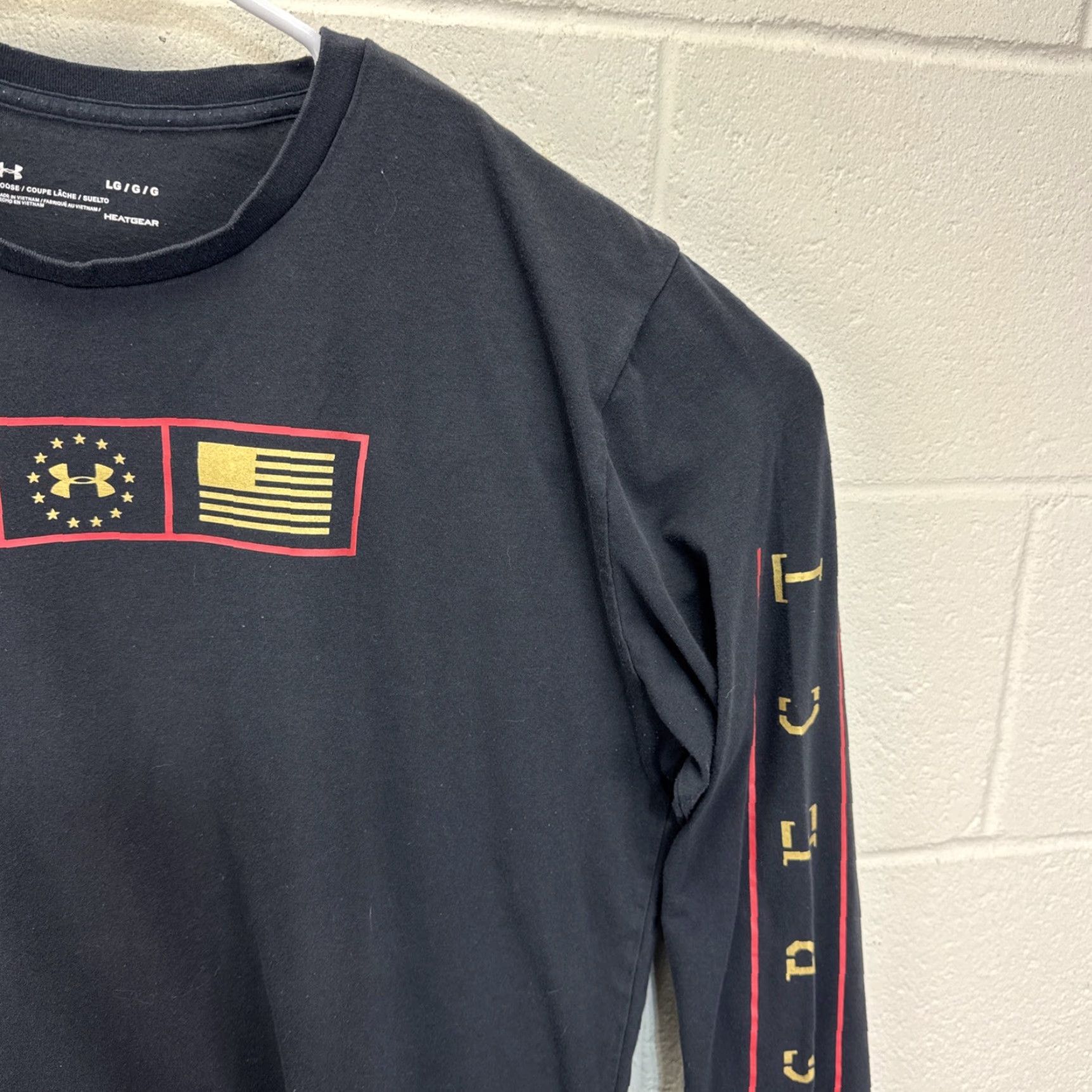 Under Armour Under Armour Project Rock Shirt Mens L Black Graphic Long Sleeve Crew Neck Patriotic Rock USA Flag Gym | Mens | L Size US L / EU 52-54 / 3 - 6 Thumbnail