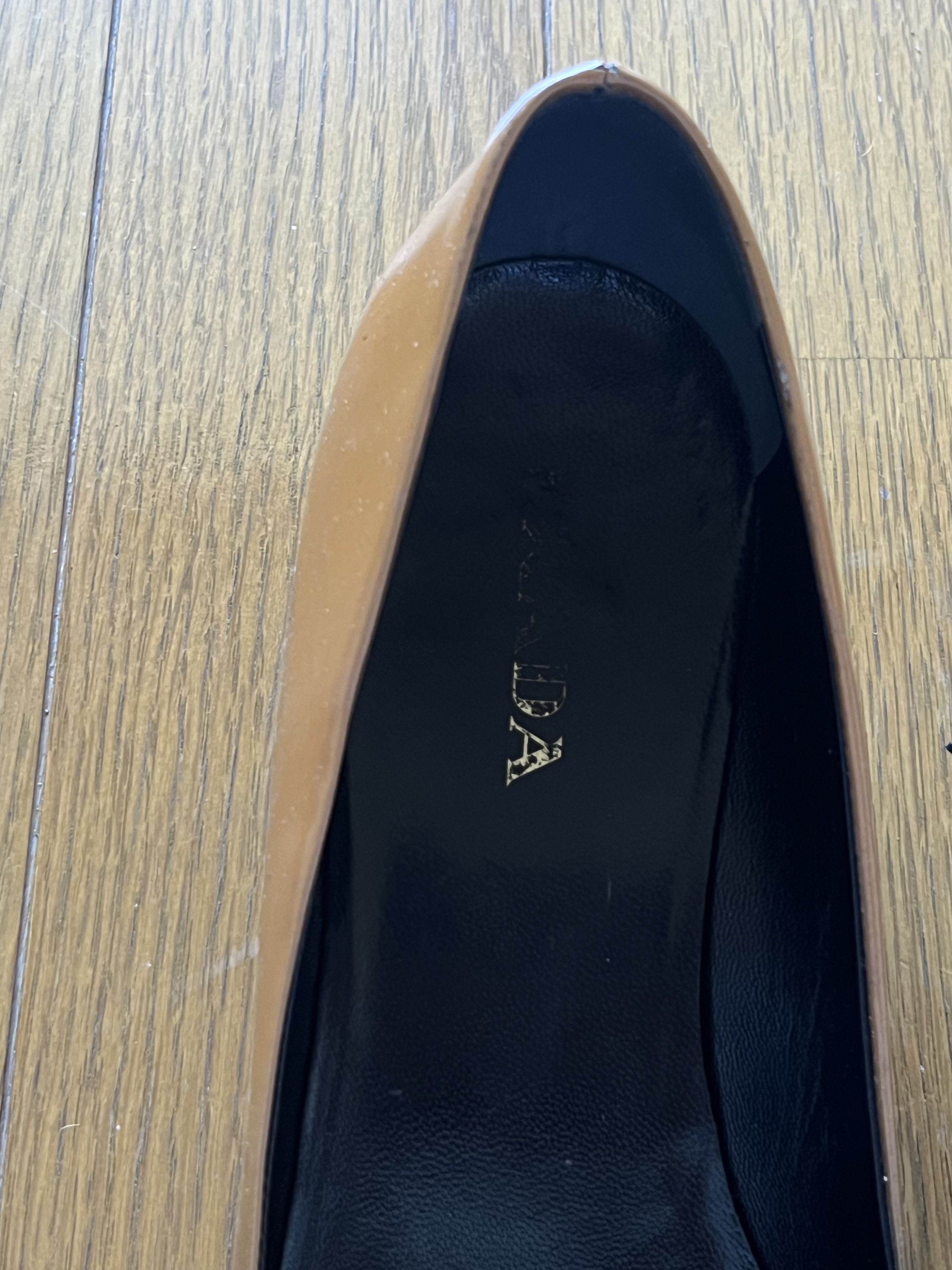 Prada Prada brown and black ballerina kitten heels with bows Size US 7 / IT 37 - 9 Thumbnail
