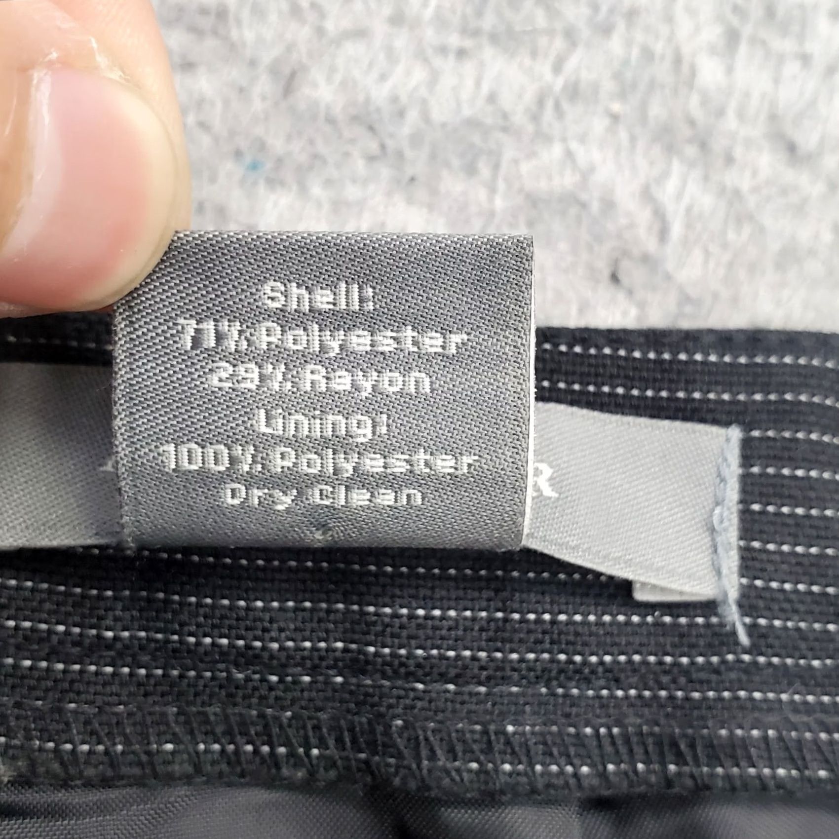 Ann Taylor Ann Taylor Skirt Womens 6 Pinstripe Lined Slit Back Zip Pencil Straight & Size 28" / US 6 / IT 42 - 6 Thumbnail
