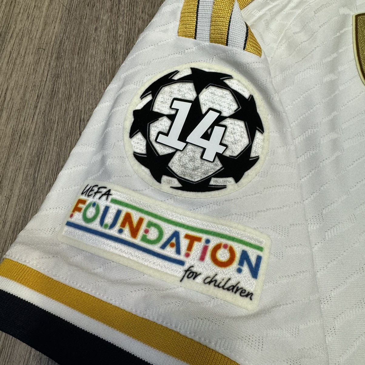 Adidas Real Madrid 23/24 C/L player issue home shirt #5 Bellingham Size US M / EU 48-50 / 2 - 5 Thumbnail