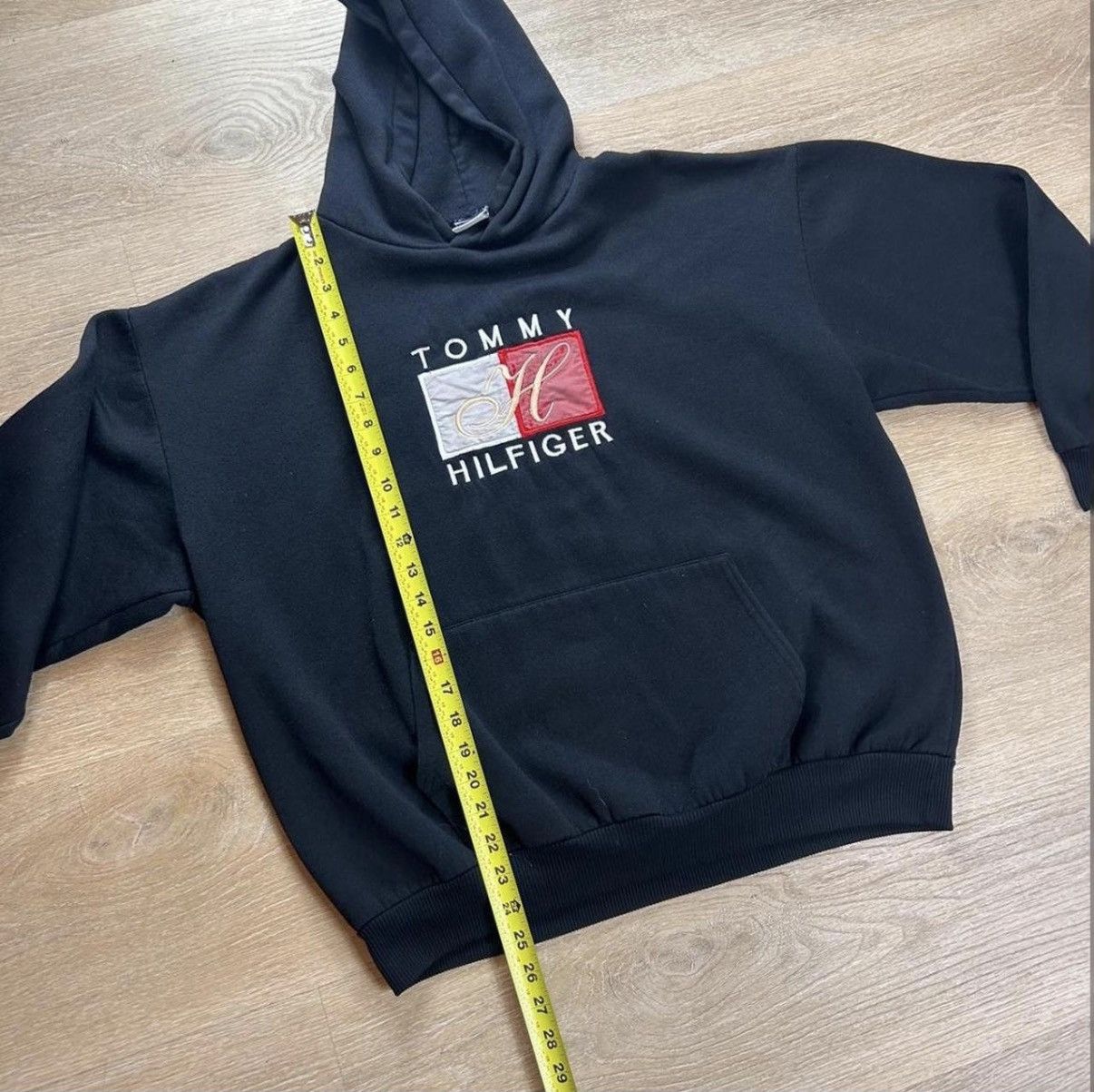 Tommy Hilfiger (RARE) Vintage Tommy Hilfiger Hoodie Size US XL / EU 56 / 4 - 5 Thumbnail