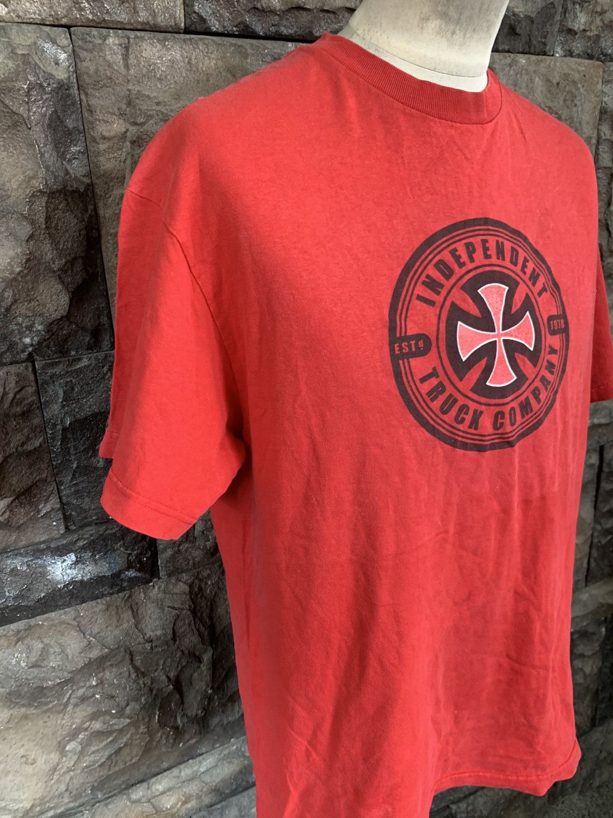 Independent Truck Co. Vintage Independent Truck Company Skateboards T shirt Size US L / EU 52-54 / 3 - 5 Thumbnail