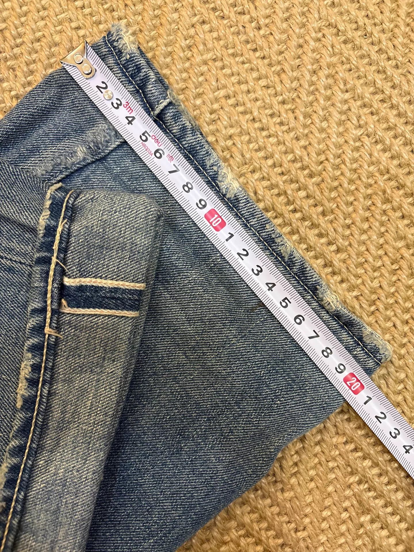Levi's Levi's LVC 55501-0045 501XX Patched Battle Selvedge Jeans Size US 32 / EU 48 - 8 Thumbnail