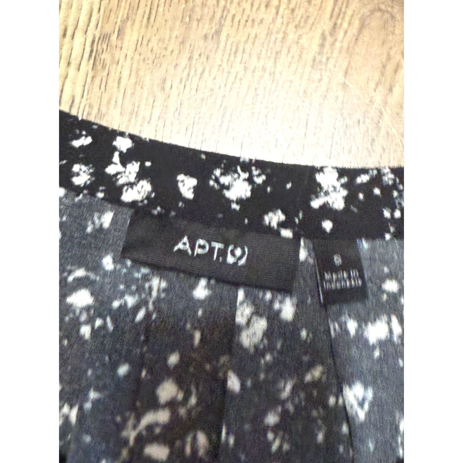 Apt. 9 Apt. 9 Shirt, Women's Size Small, White Black Floral Long Sleeve Button Up Size S / US 4 / IT 40 - 5 Thumbnail