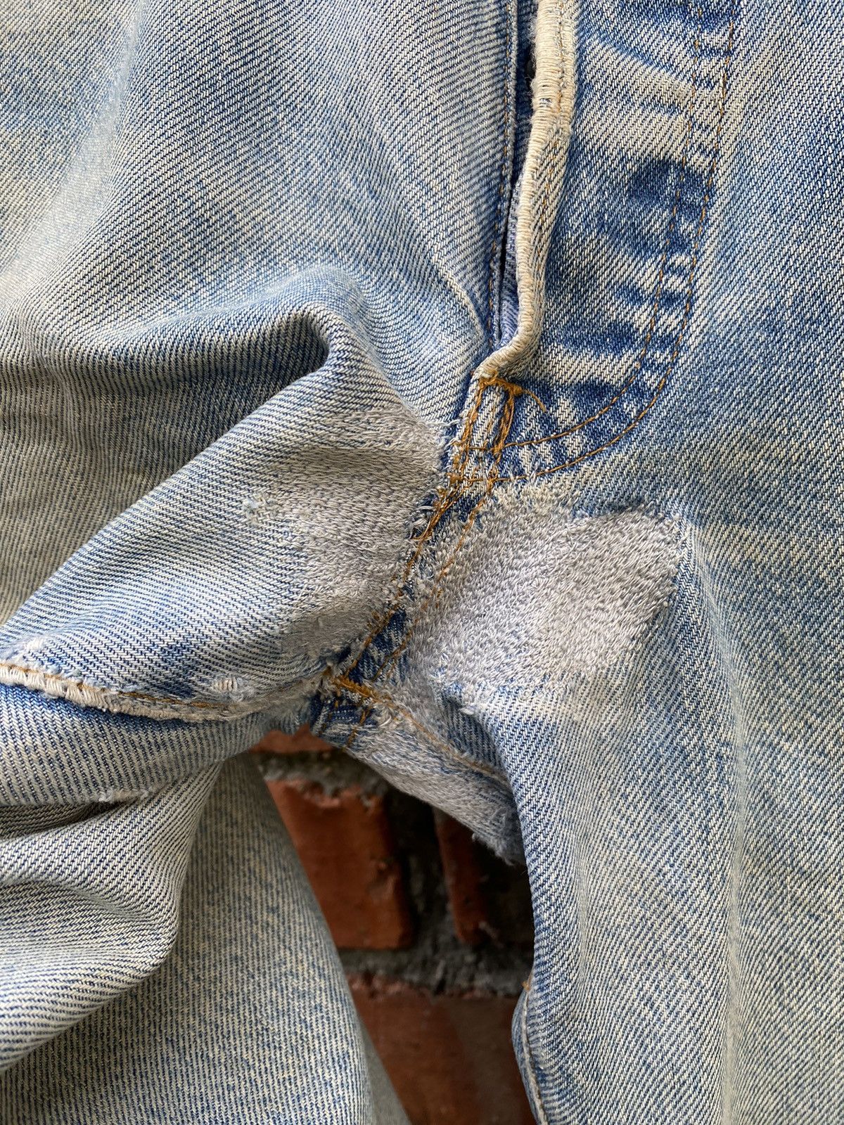 Levi's × Levi's Vintage Clothing × Vintage size 30x29 vintage levi's redline 80s distressed made in USA Size US 30 / EU 46 - 3 Thumbnail