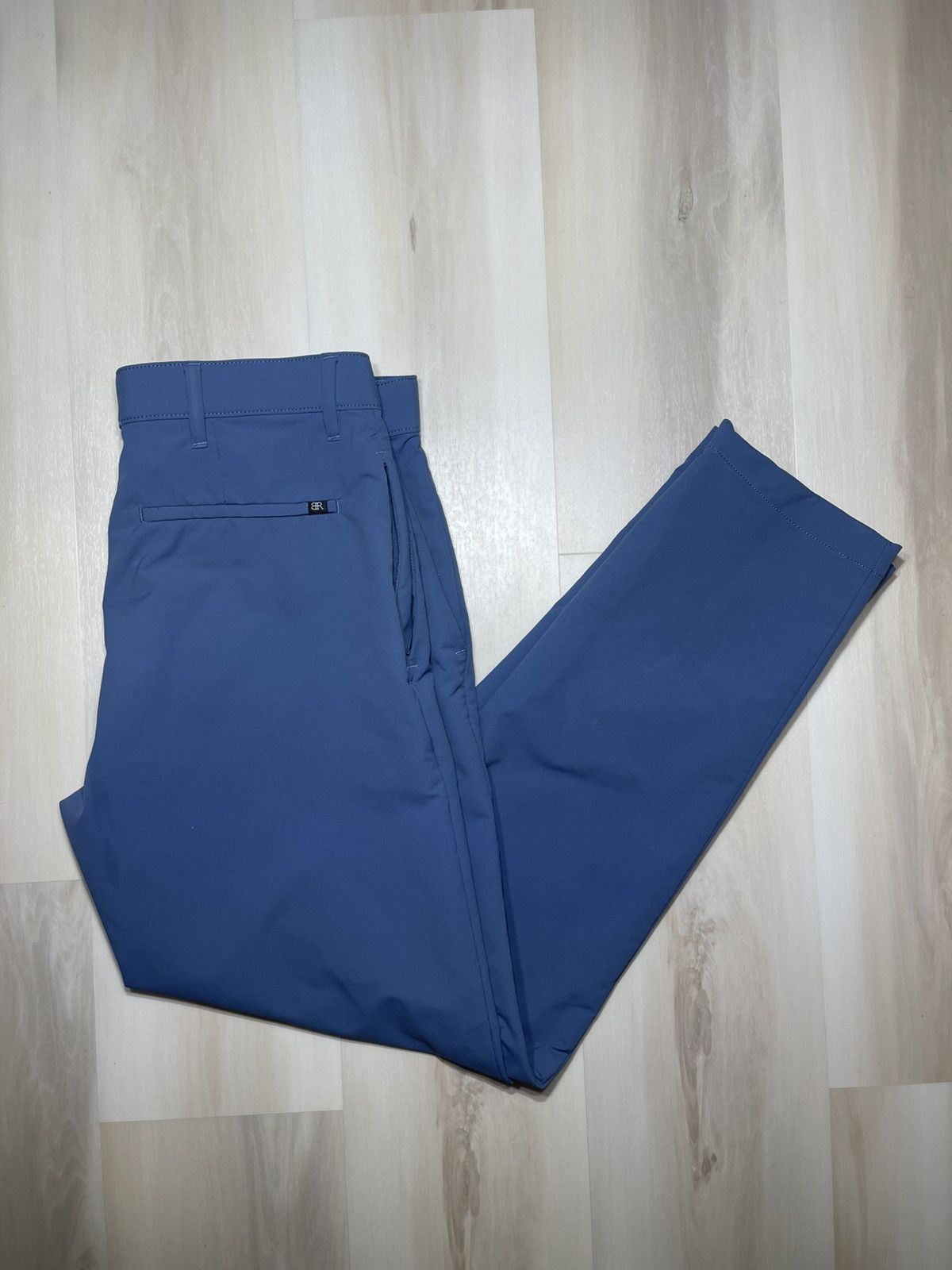 Banana Republic Banana Republic Mens Blue Chino Tech Pants Straight Sz 32x32 Size US 32 / EU 48 - 1 Thumbnail