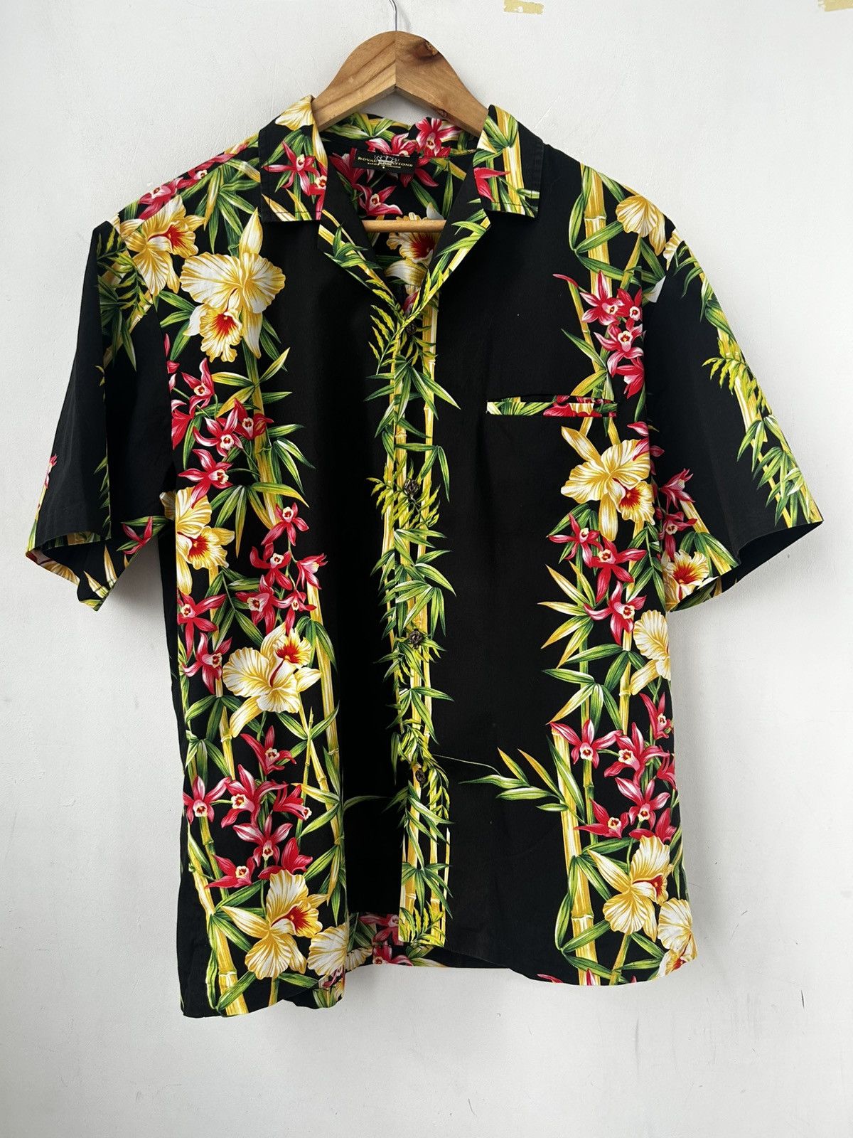 Vintage Hawaiian shirt #1433 Size US L / EU 52-54 / 3 - 1 Thumbnail