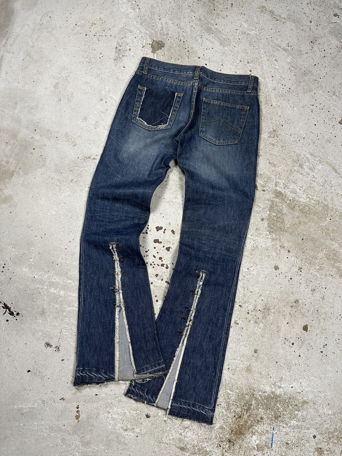 If Six Was Nine × Japanese Brand × Le Grande Bleu (L.G.B.) Vintage Y2K Reworked Flare Boot Cut Distressed Jeans Japan Size US 30 / EU 46 - 2 Thumbnail