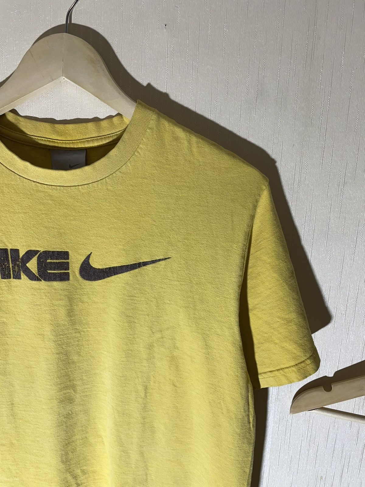 Nike × Vintage Nike vintage streetwear T shirt 90s Size US S / EU 44-46 / 1 - 2 Thumbnail