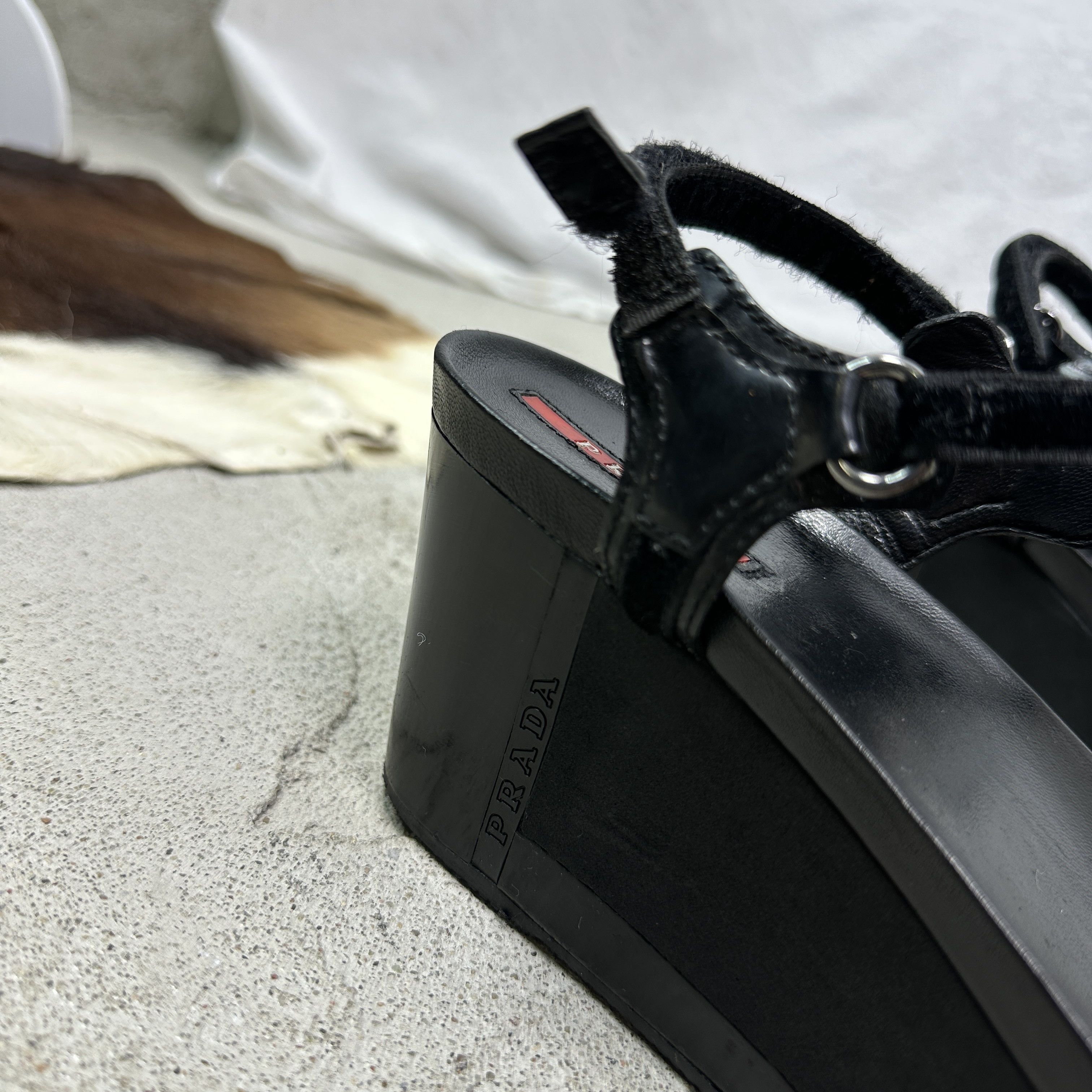 Prada Vintage Avant Garde Old Money Leather Prada Platforms Y2K Size US 9 / IT 39 - 9 Thumbnail