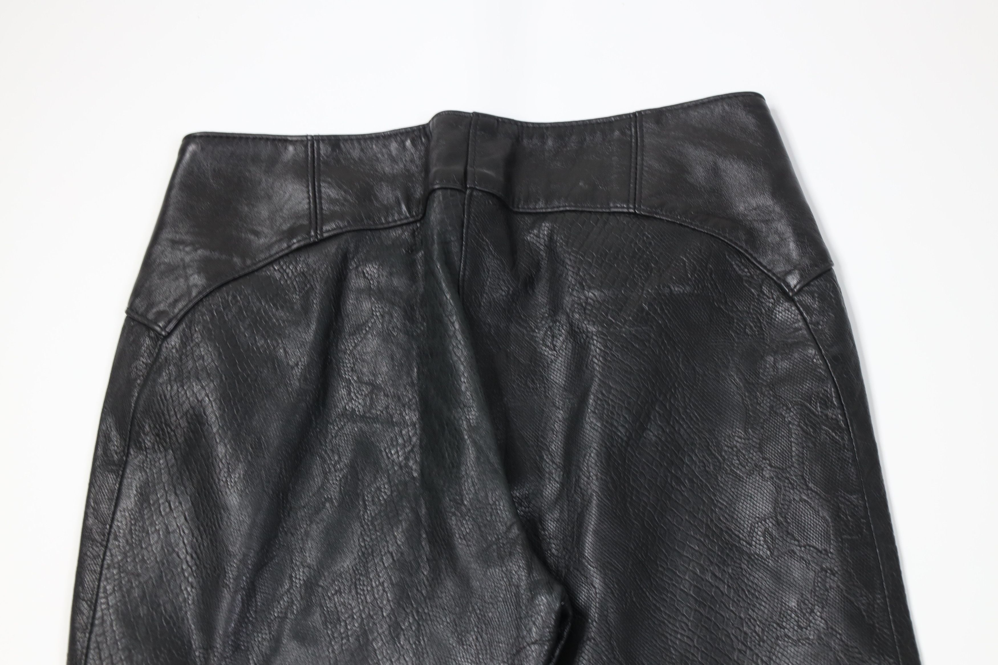 Vintage Vintage 90s Streetwear Leather Wide Leg Pants Black USA Size 32" / US 10 / IT 46 - 9 Thumbnail