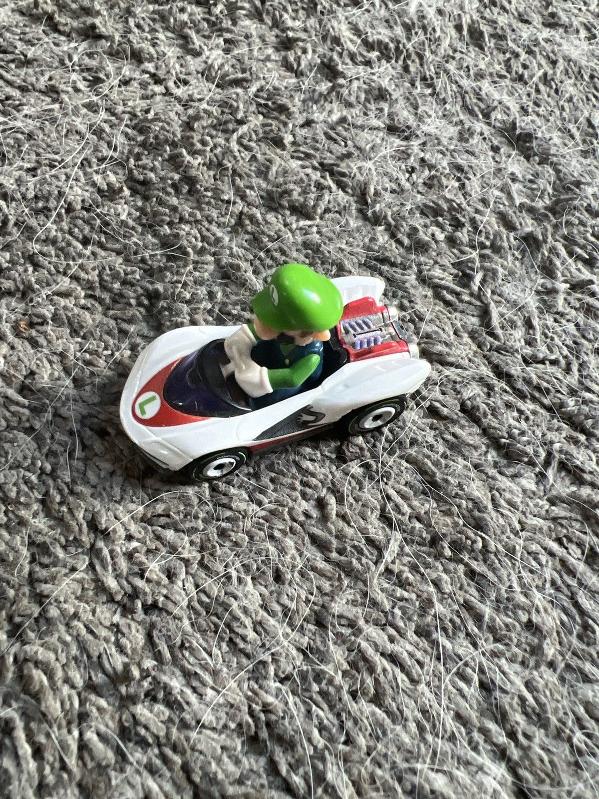 Nintendo 2019 Mattel Nintendo Hot Wheels Mario Kart Luigi P-Wing Size ONE SIZE - 1 Thumbnail