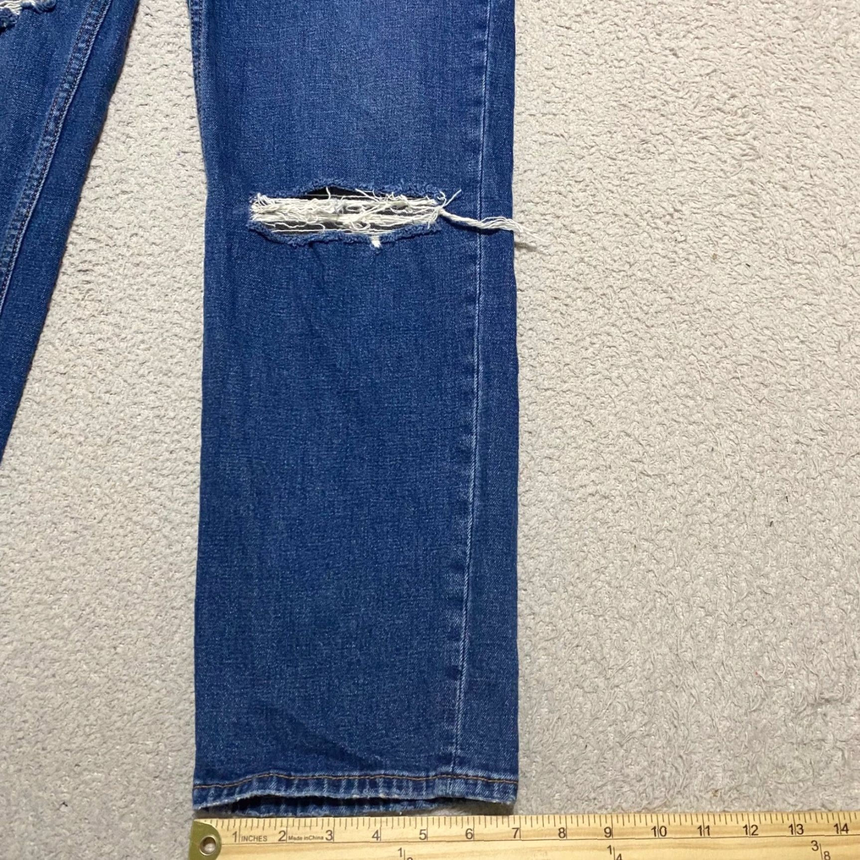 Abercrombie & Fitch Abercrombie & Fitch Jeans Womens 8 Blue Denim Straight High Rise Distressed Size 30" / US 8 / IT 44 - 5 Thumbnail
