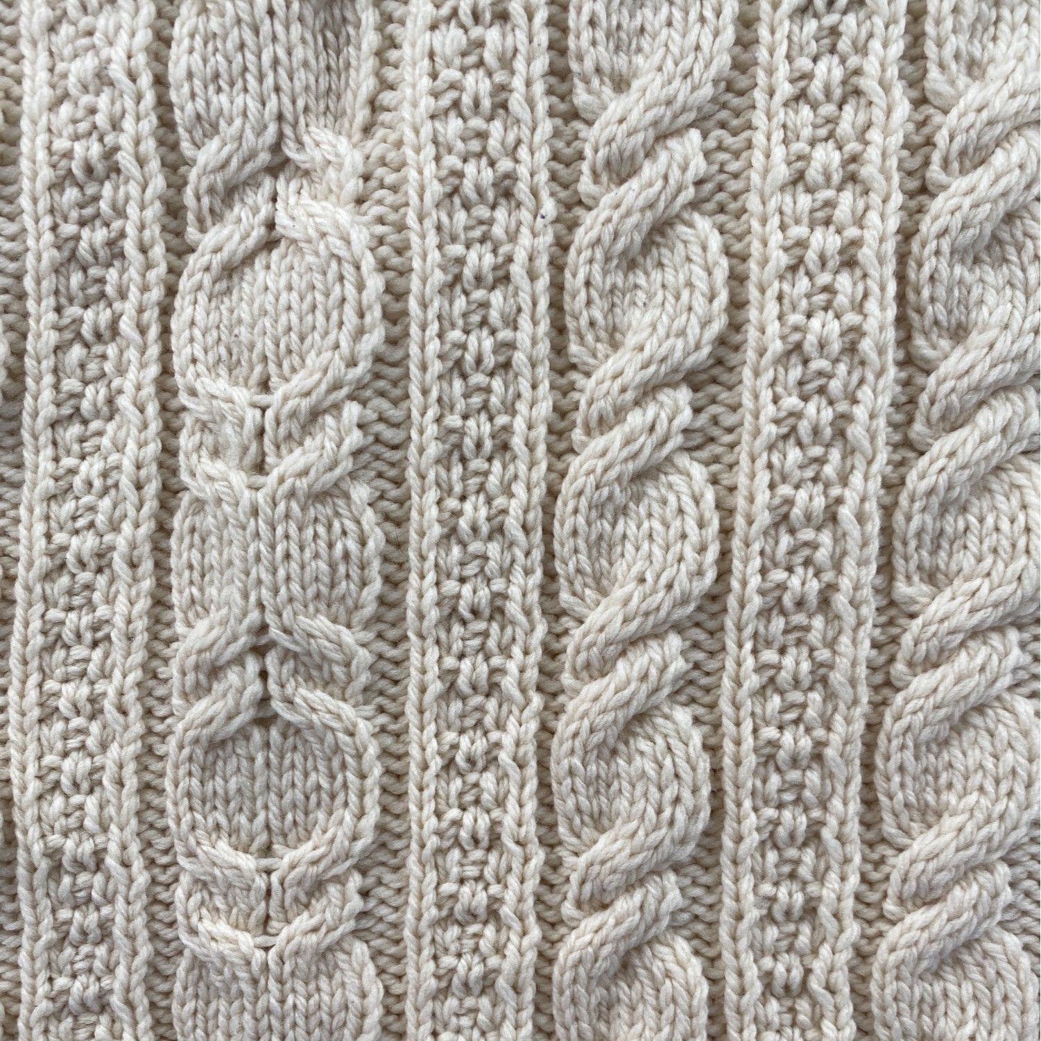 Aran Crafts Aran Crafts Women's Cardigan Sweater Medium Cream Cable Knit Size M / US 6-8 / IT 42-44 - 15 Thumbnail