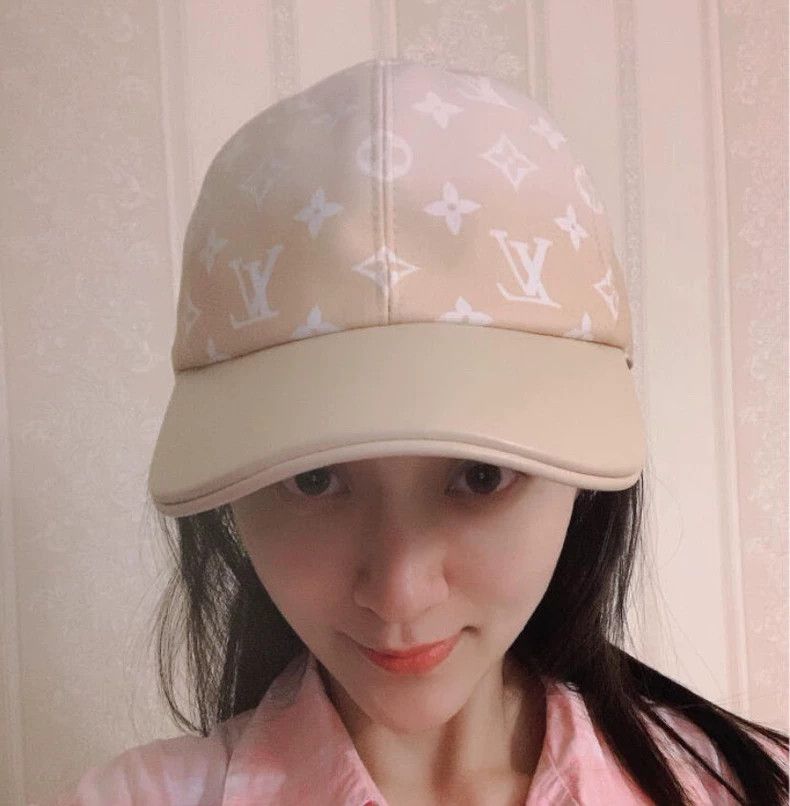 Louis Vuitton Louis Vuitton Old Flower Gradient Full Print Cap Hat Size ONE SIZE - 5 Thumbnail