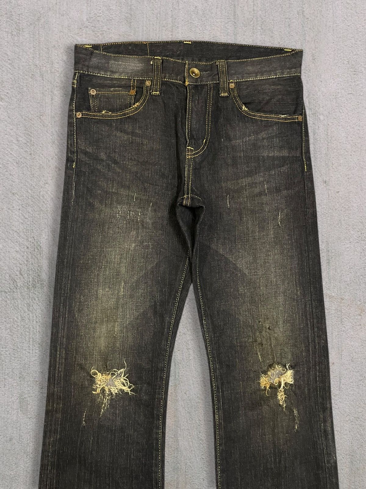 Uniqlo Stretchable Slim Straight Denim Mud Wash Ripped Jeans