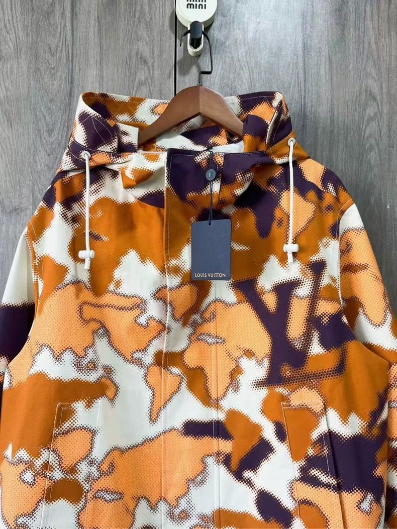Louis Vuitton Louis Vuitton map print hooded jacket-2508 Size US M / EU 48-50 / 2 - 3 Thumbnail