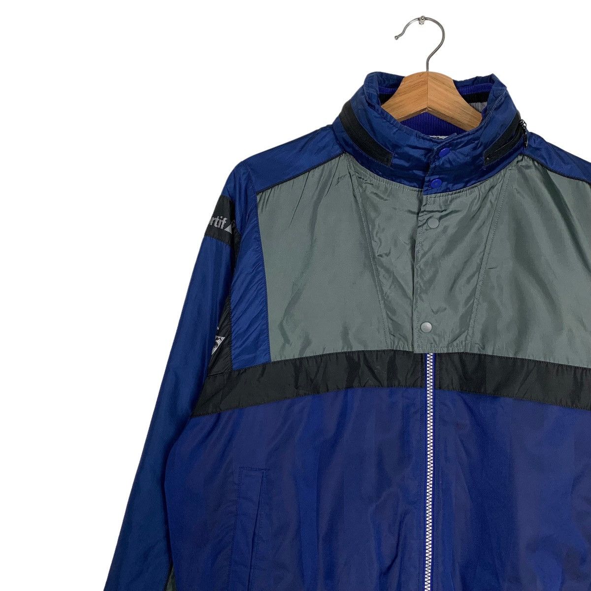 Le Coq Sportif LE COQ SPORTIF Colorblock Windbreaker Light Jacket #0093-C6 Size US L / EU 52-54 / 3 - 4 Thumbnail