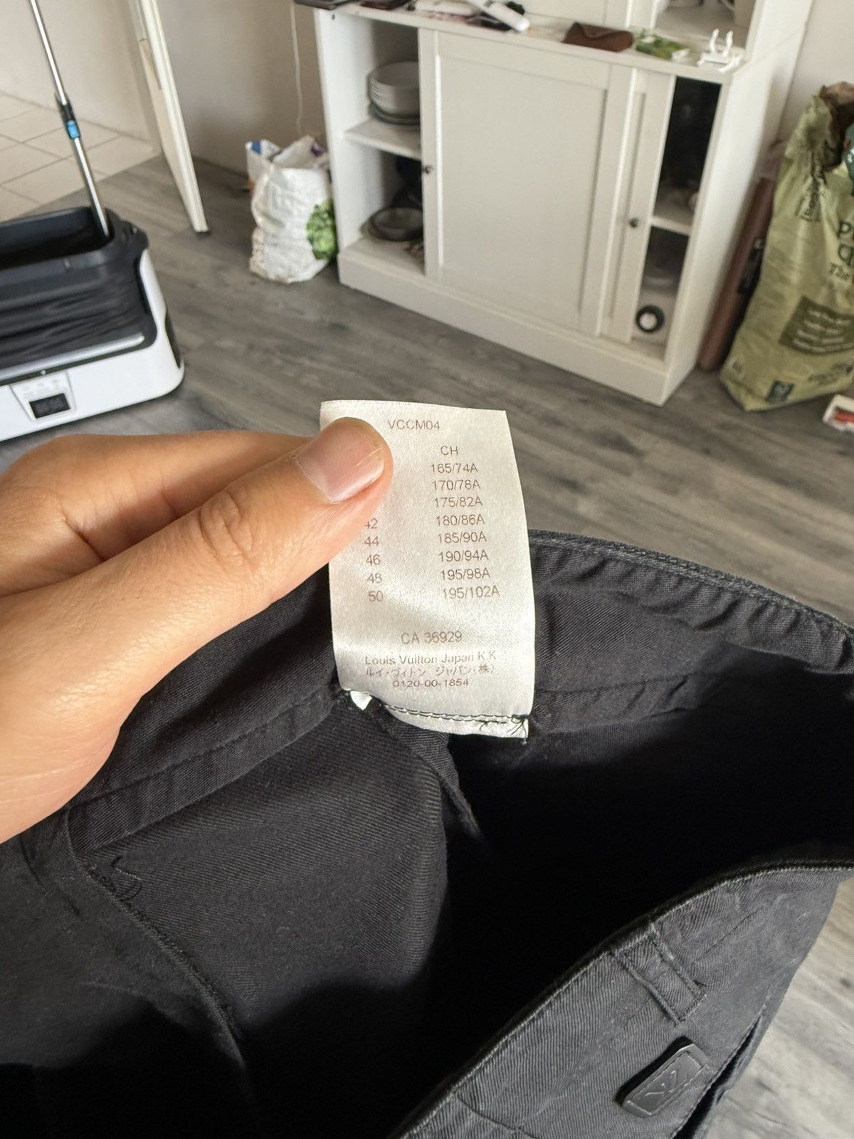 Louis Vuitton Louis Vuitton Black Cotton Trousers IT 48 / US 32 Size US 32 / EU 48 - 12 Thumbnail