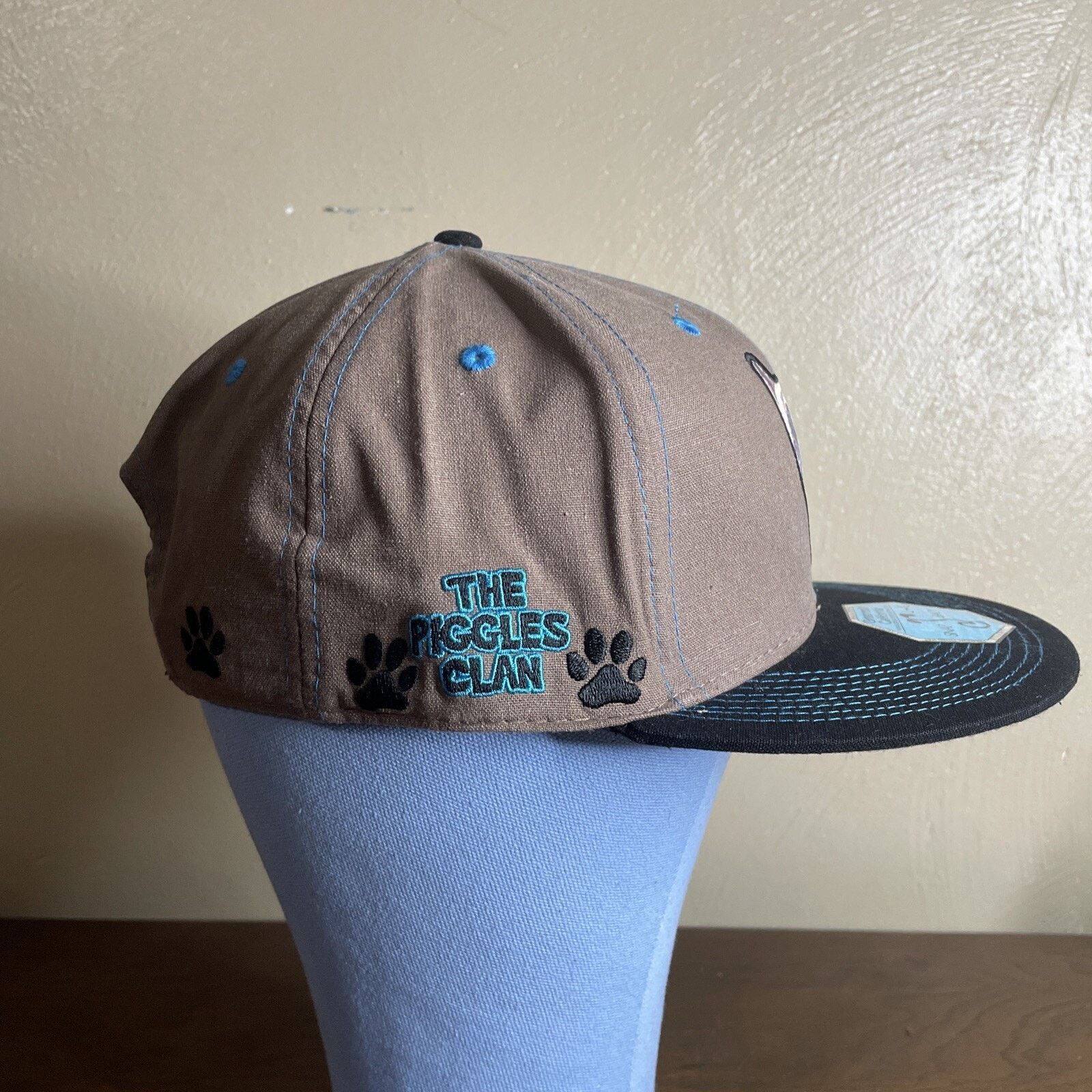 Grassroots California Grassroots California The Piggles Clan Hat L/XL New W/T Size ONE SIZE - 3 Thumbnail