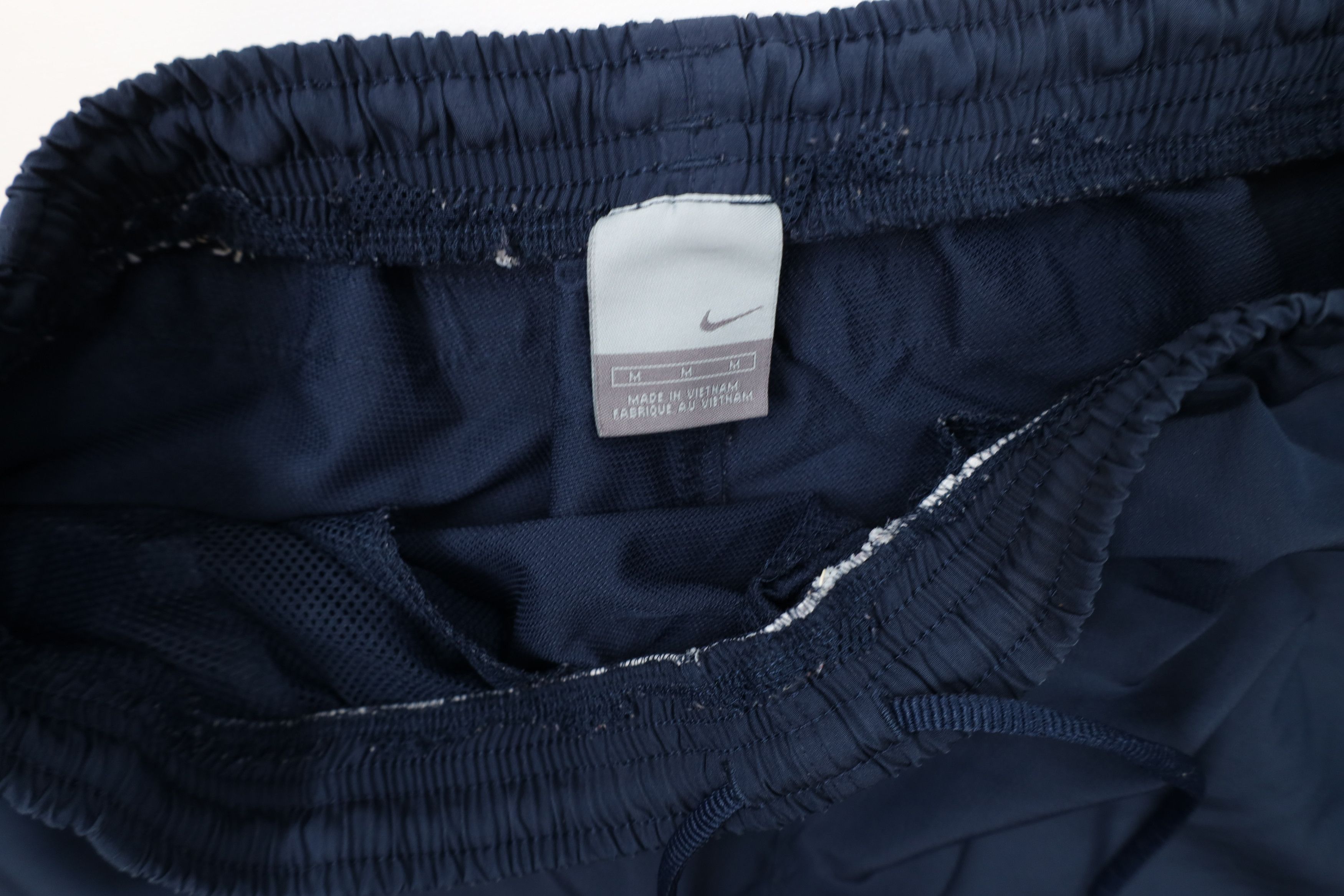 Nike × Vintage Vintage Y2K Nike Block Letter Above Knee Shorts Navy Blue Size US 32 / EU 48 - 8 Thumbnail