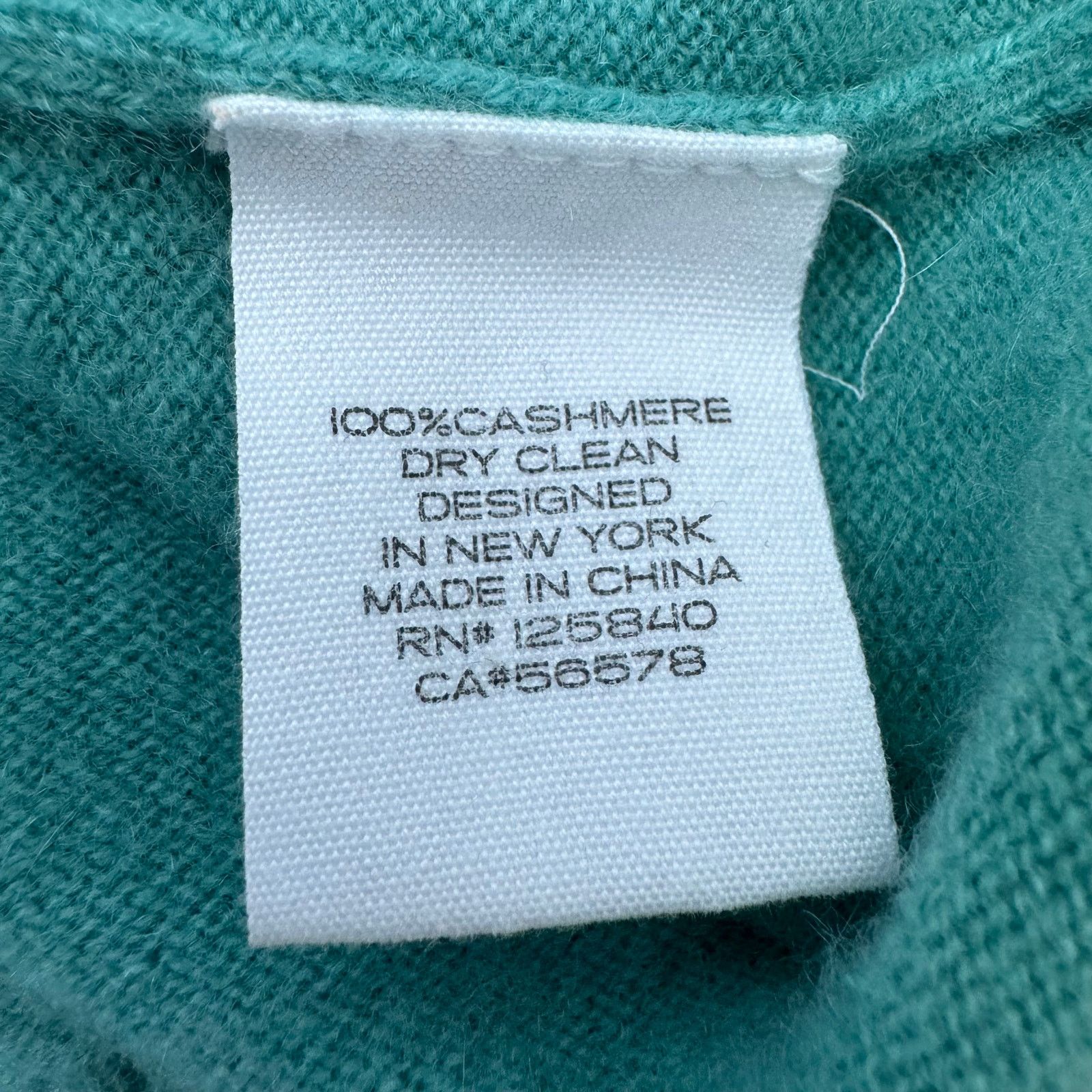 INTERMIX Intermix Elroy V-Neck Soft Oversized Cashmere Green Sweater Size XL / US 12-14 / IT 48-50 - 6 Thumbnail