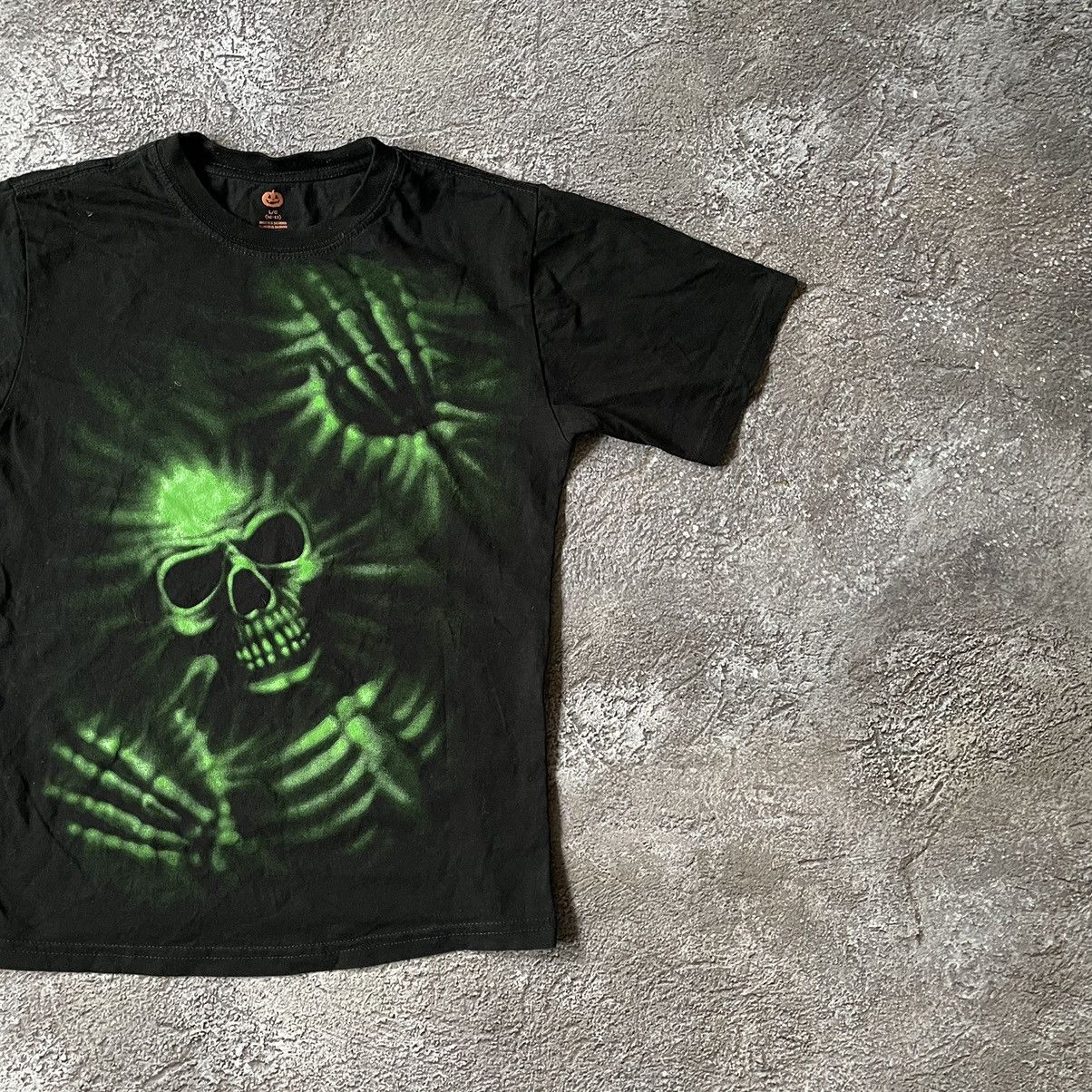 Vintage Vintage Y2K Graphic Tee Skull Neon Green Grunge Thrashed L Size L / US 10 / IT 46 - 2 Thumbnail