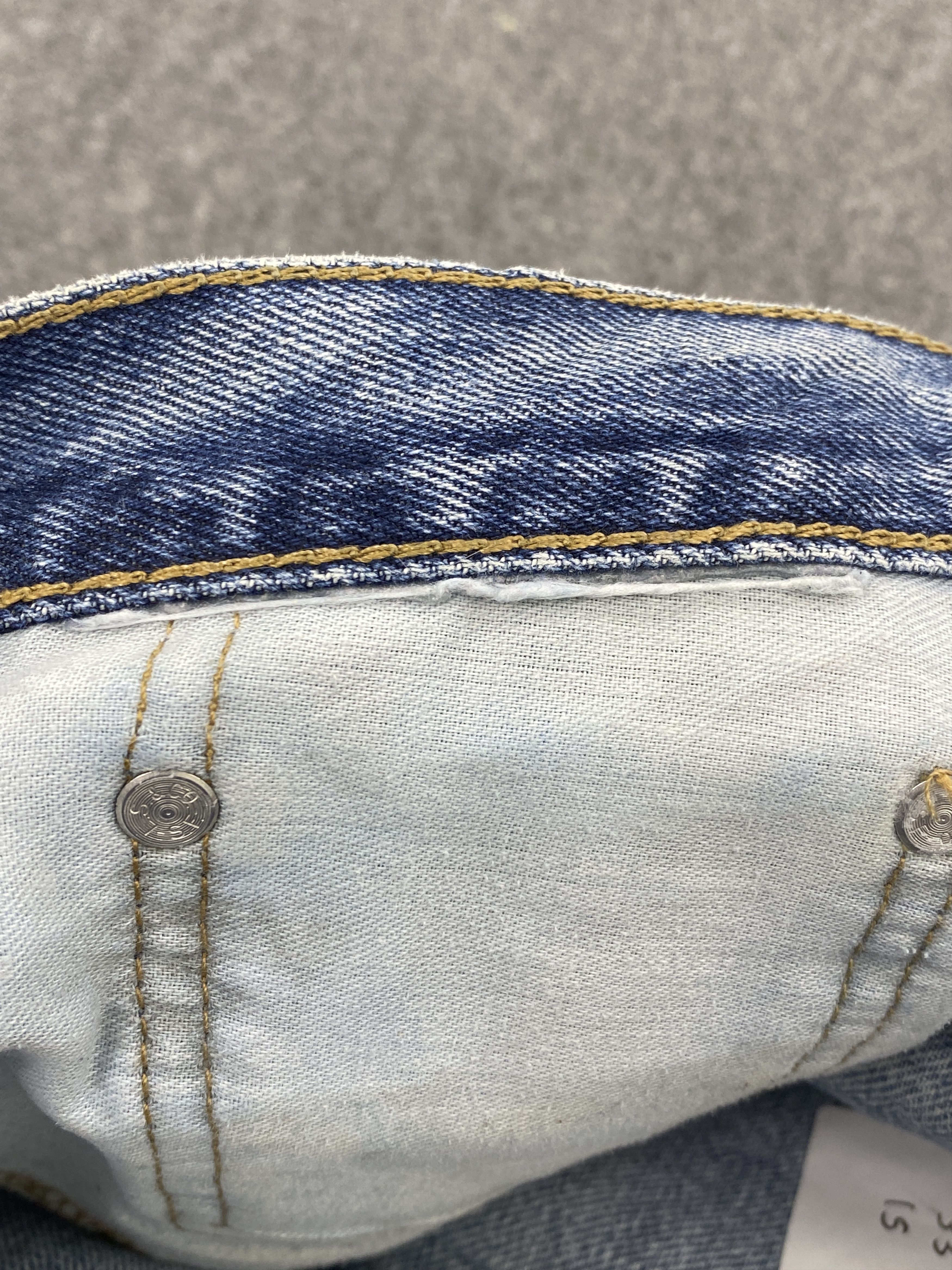 Levi's Vintage Levi's 505 Blue Denim Jeans DP2693 Size US 31 - 11 Thumbnail