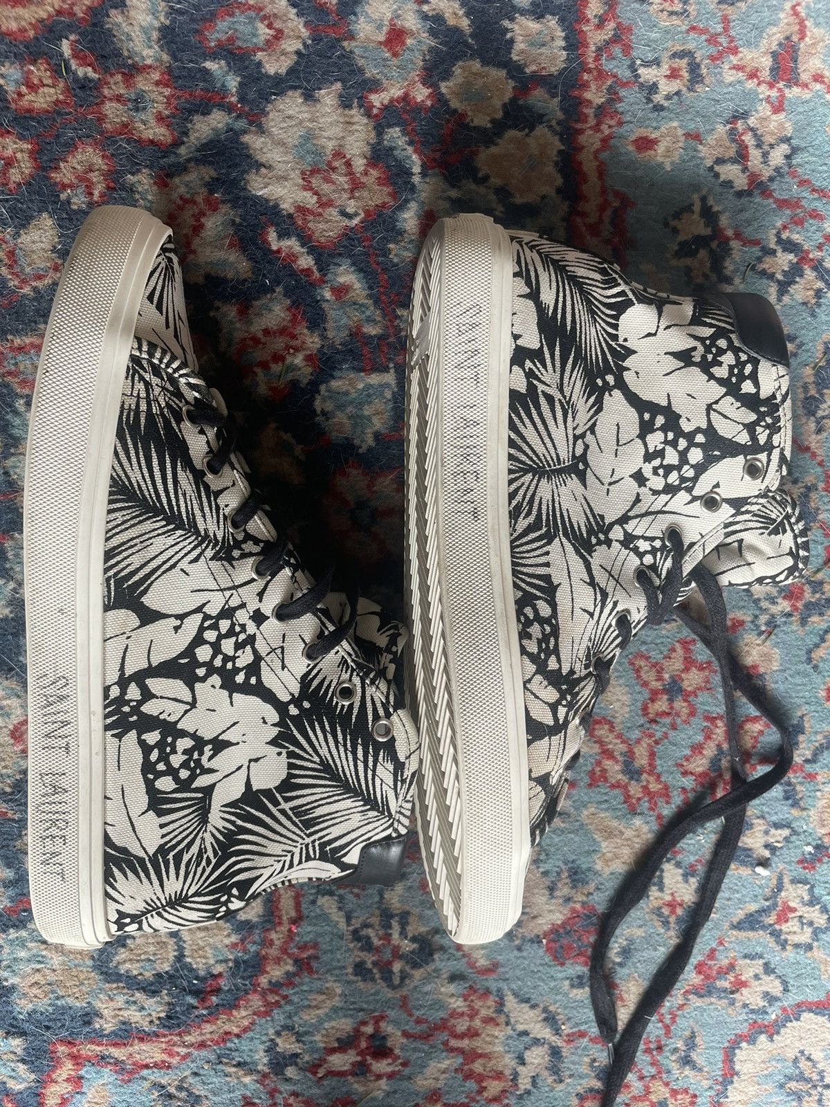 Saint Laurent Paris SLP high-top canvas graphic print sneakers Size US 9.5 / EU 42-43 - 4 Thumbnail