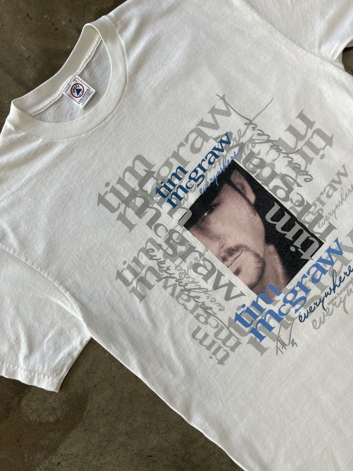 Band Tees × Vintage Vintage Tim McGraw Everywhere Tee sz. Large Size US L / EU 52-54 / 3 - 1 Thumbnail