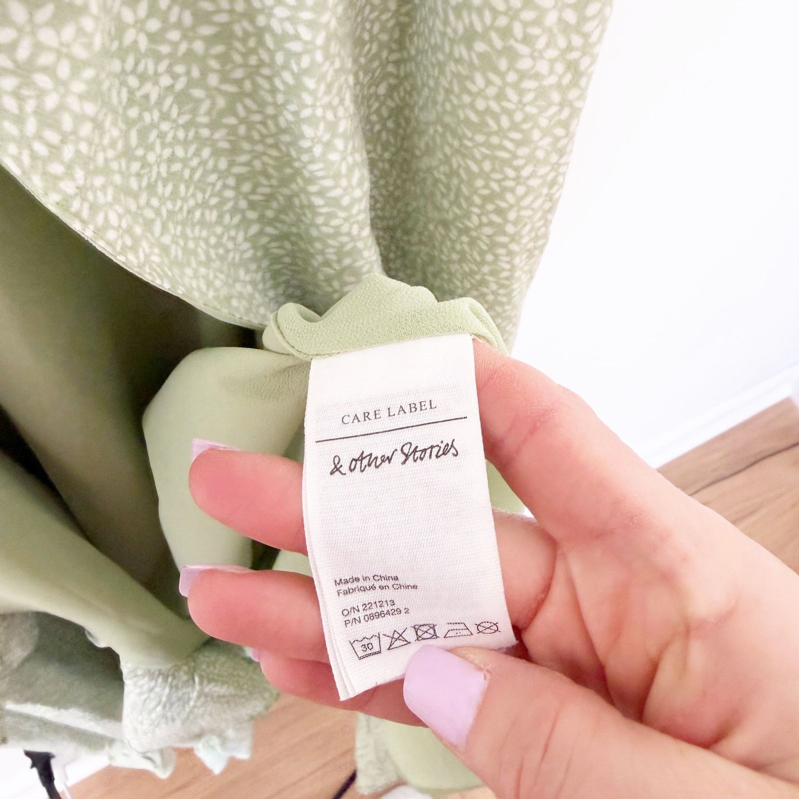 & Other Stories & Other Stories Green Floral Ruffled Maxi Wrap Dress Sz 0 Size XS / US 0-2 / IT 36-38 - 4 Thumbnail