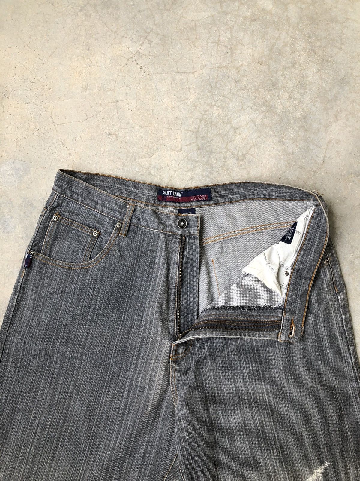 JNCO Phat Farm Y2K Loose Fit Black Washed Baggy Embroided Denim Size US 38 / EU 54 - 6 Thumbnail